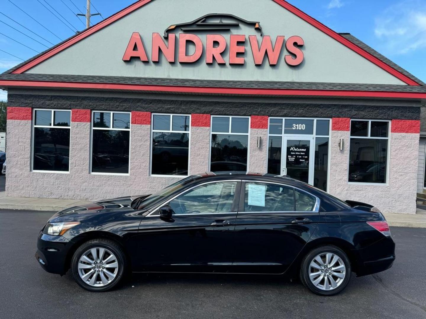 2011 BLACK HONDA ACCORD EXL (1HGCP2F88BA) with an 2.4L engine, Automatic transmission, located at 3100 Covert Avenue, Evansville, IN, 47714, (812) 473-4492, 37.955418, -87.512238 - Photo#0