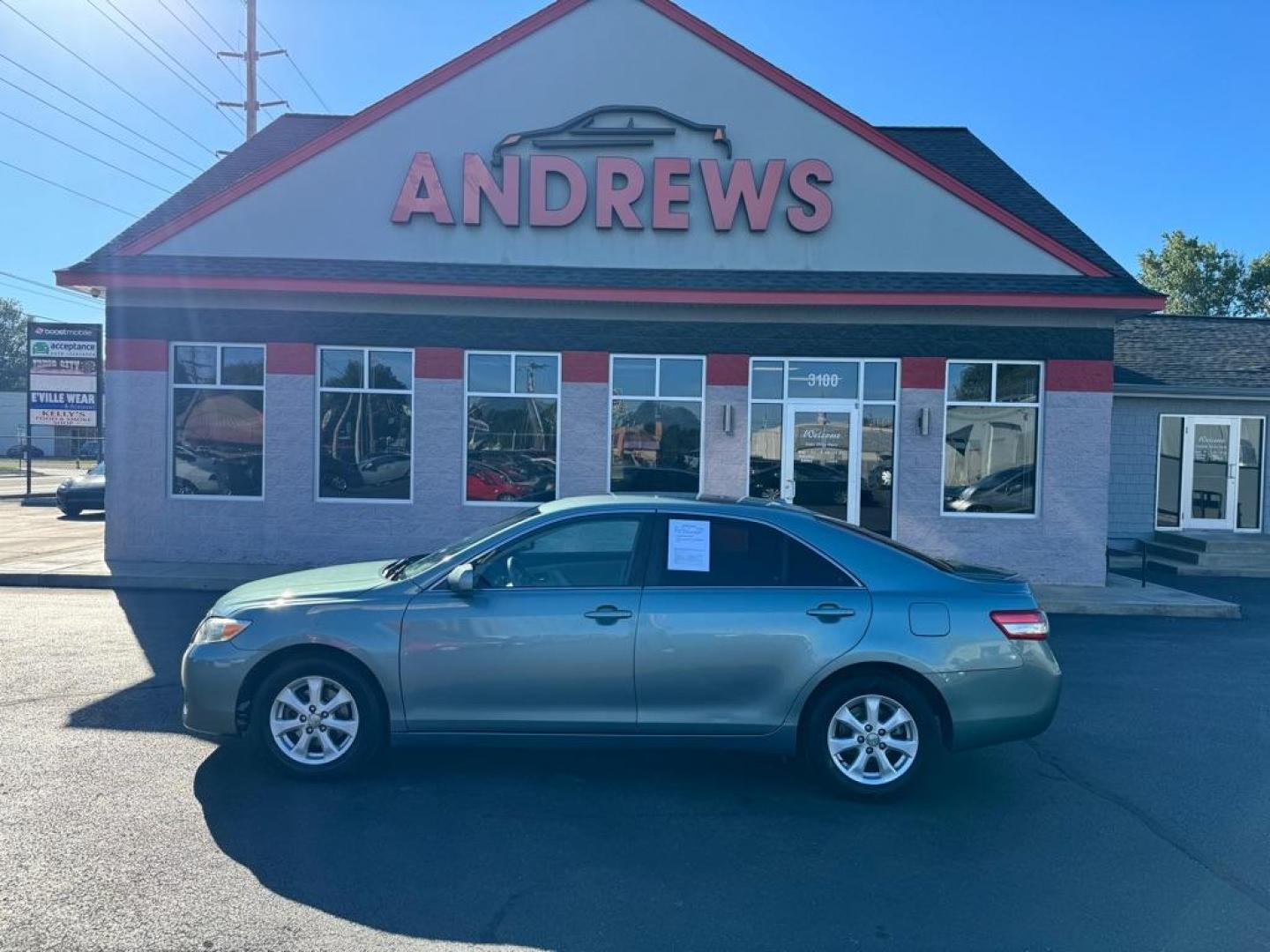 2011 GREEN TOYOTA CAMRY BASE (4T1BF3EK9BU) with an 2.5L engine, Automatic transmission, located at 3100 Covert Avenue, Evansville, IN, 47714, (812) 473-4492, 37.955418, -87.512238 - Photo#0