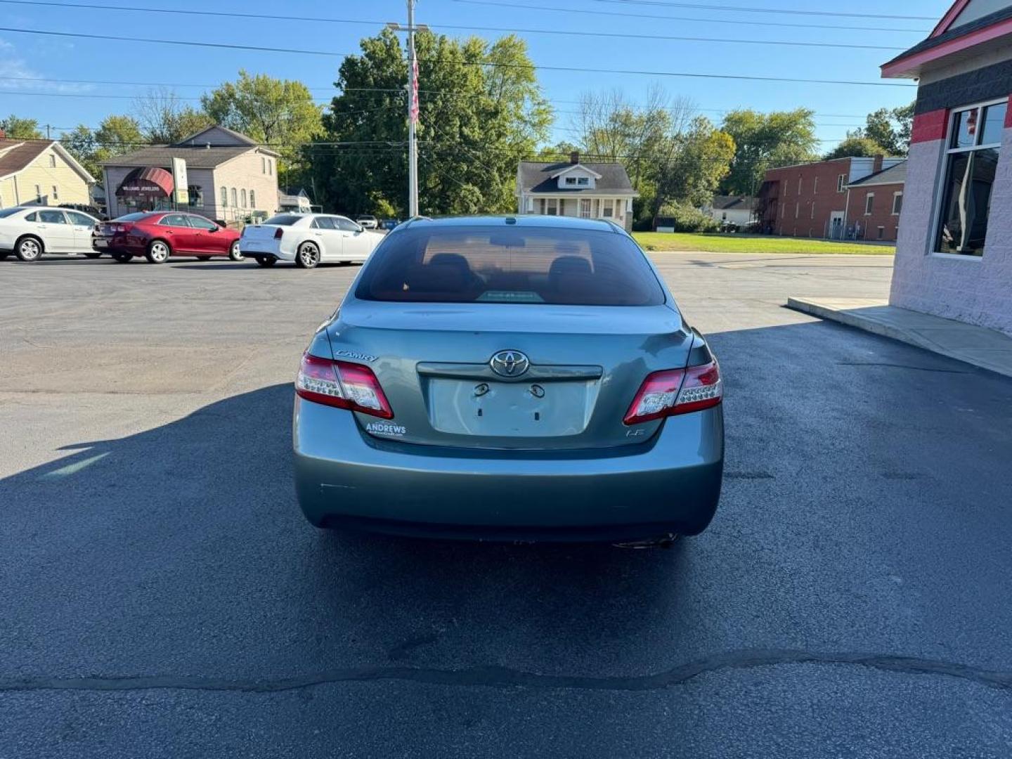 2011 GREEN TOYOTA CAMRY BASE (4T1BF3EK9BU) with an 2.5L engine, Automatic transmission, located at 3100 Covert Avenue, Evansville, IN, 47714, (812) 473-4492, 37.955418, -87.512238 - Photo#3