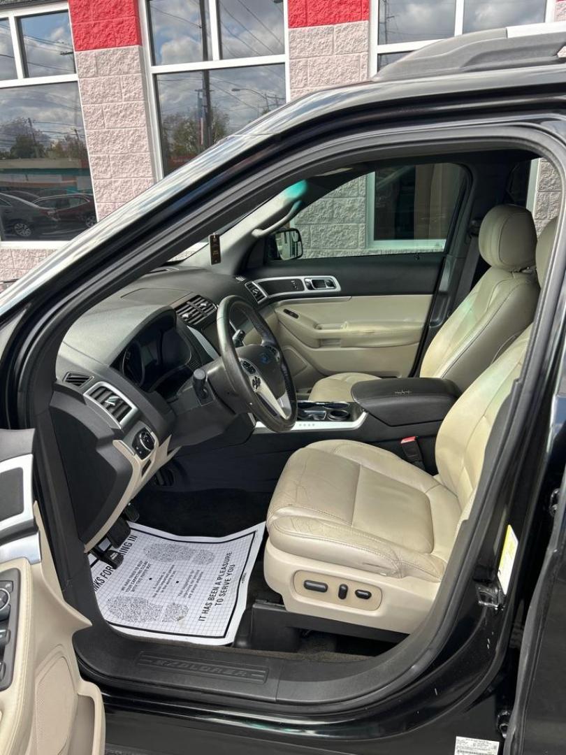 2015 BLACK FORD EXPLORER XLT (1FM5K7D83FG) with an 3.5L engine, Automatic transmission, located at 3100 Covert Avenue, Evansville, IN, 47714, (812) 473-4492, 37.955418, -87.512238 - Photo#4