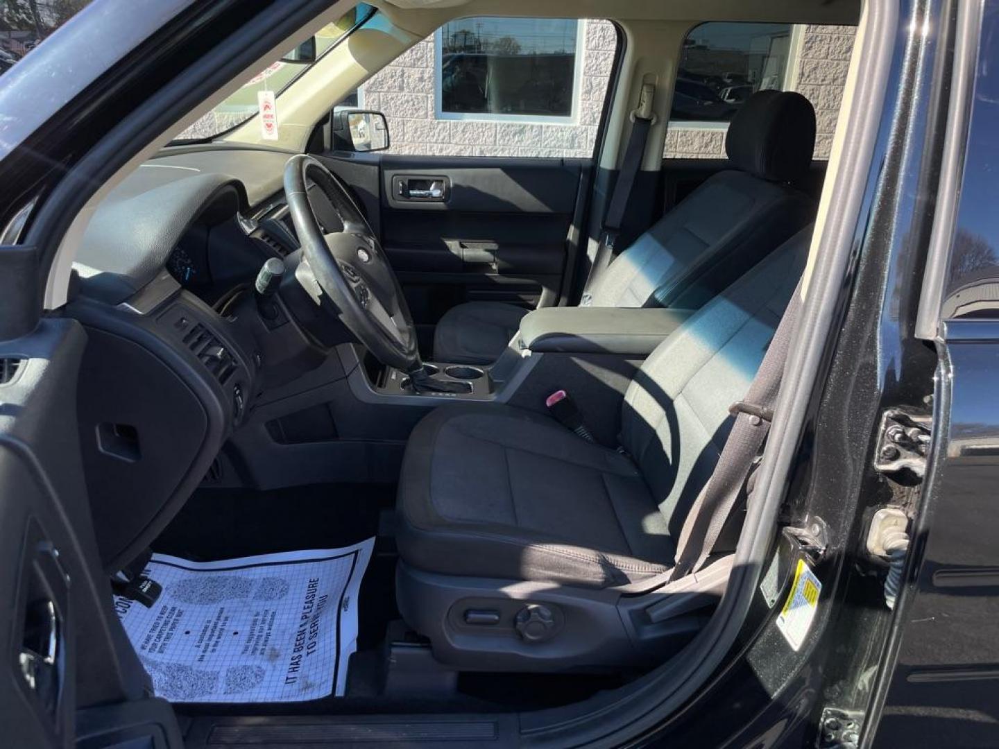 2013 BLACK FORD FLEX SE (2FMGK5B80DB) with an 3.5L engine, Automatic transmission, located at 3100 Covert Avenue, Evansville, IN, 47714, (812) 473-4492, 37.955418, -87.512238 - Photo#4