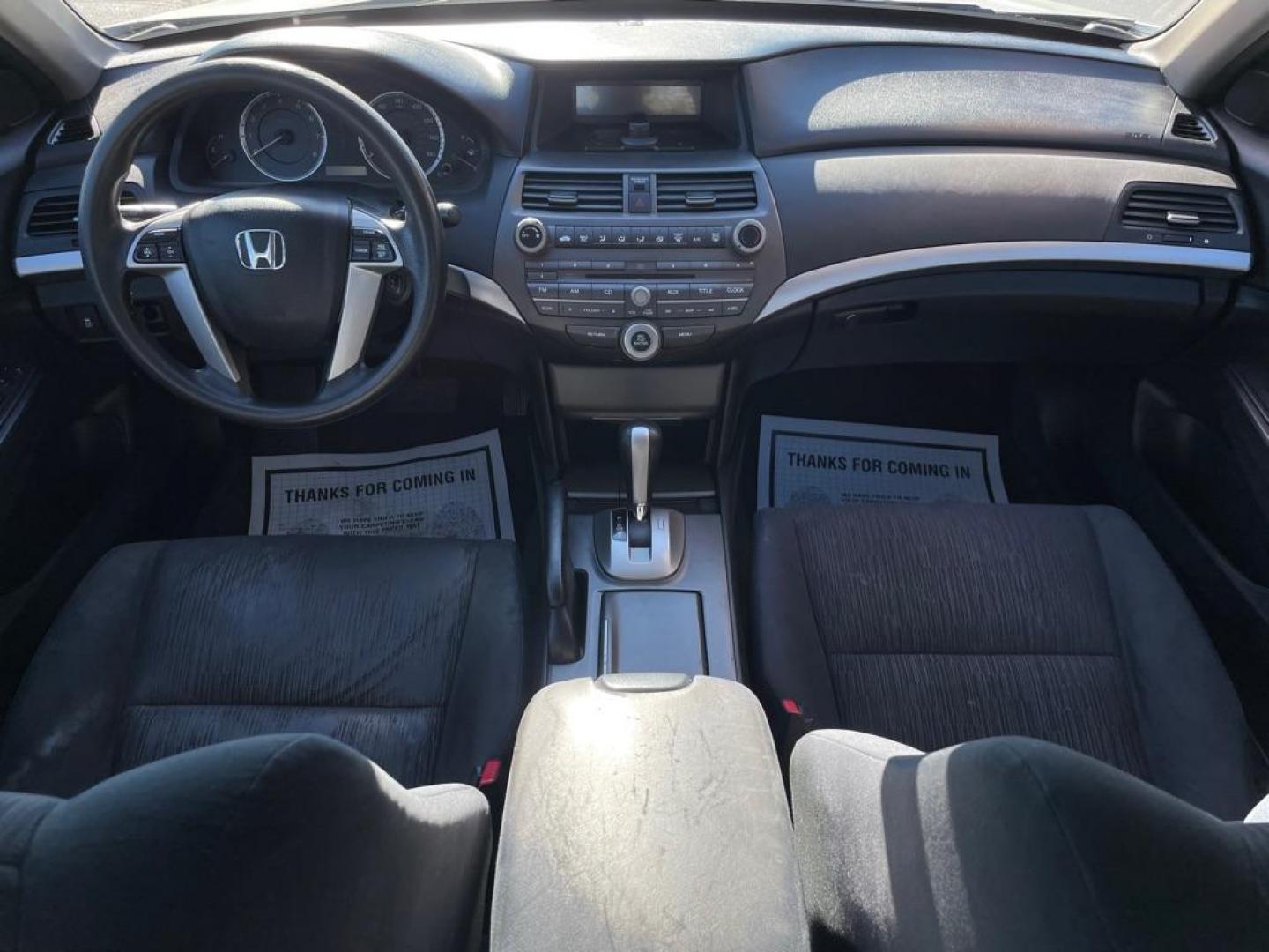 2012 SILVER HONDA ACCORD LXP (1HGCP2F4XCA) with an 2.4L engine, Automatic transmission, located at 3100 Covert Avenue, Evansville, IN, 47714, (812) 473-4492, 37.955418, -87.512238 - Photo#4
