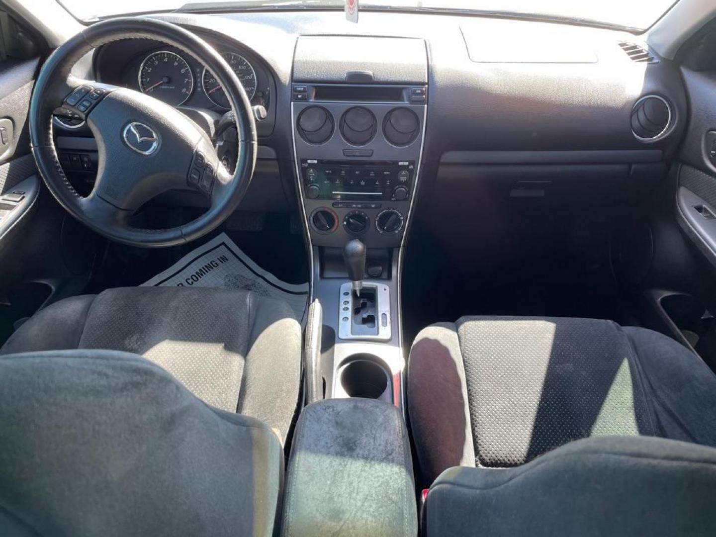 2008 BLACK MAZDA 6 I (1YVHP80C085) with an 2.3L engine, Automatic transmission, located at 3100 Covert Avenue, Evansville, IN, 47714, (812) 473-4492, 37.955418, -87.512238 - Photo#6