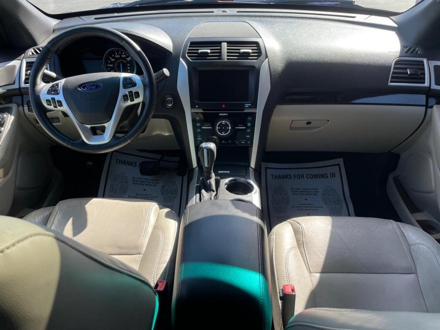 2013 BLUE FORD EXPLORER LIMITED (1FM5K7F86DG) with an 3.5L engine, Automatic transmission, located at 3100 Covert Avenue, Evansville, IN, 47714, (812) 473-4492, 37.955418, -87.512238 - Photo#4