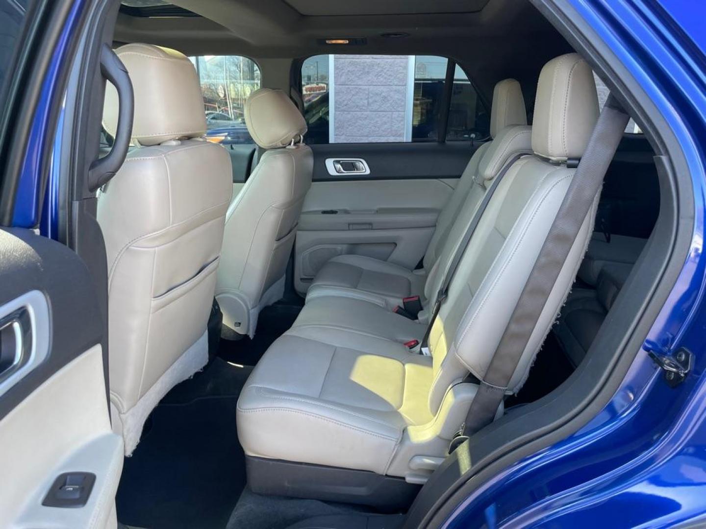 2013 BLUE FORD EXPLORER LIMITED (1FM5K7F86DG) with an 3.5L engine, Automatic transmission, located at 3100 Covert Avenue, Evansville, IN, 47714, (812) 473-4492, 37.955418, -87.512238 - Photo#6