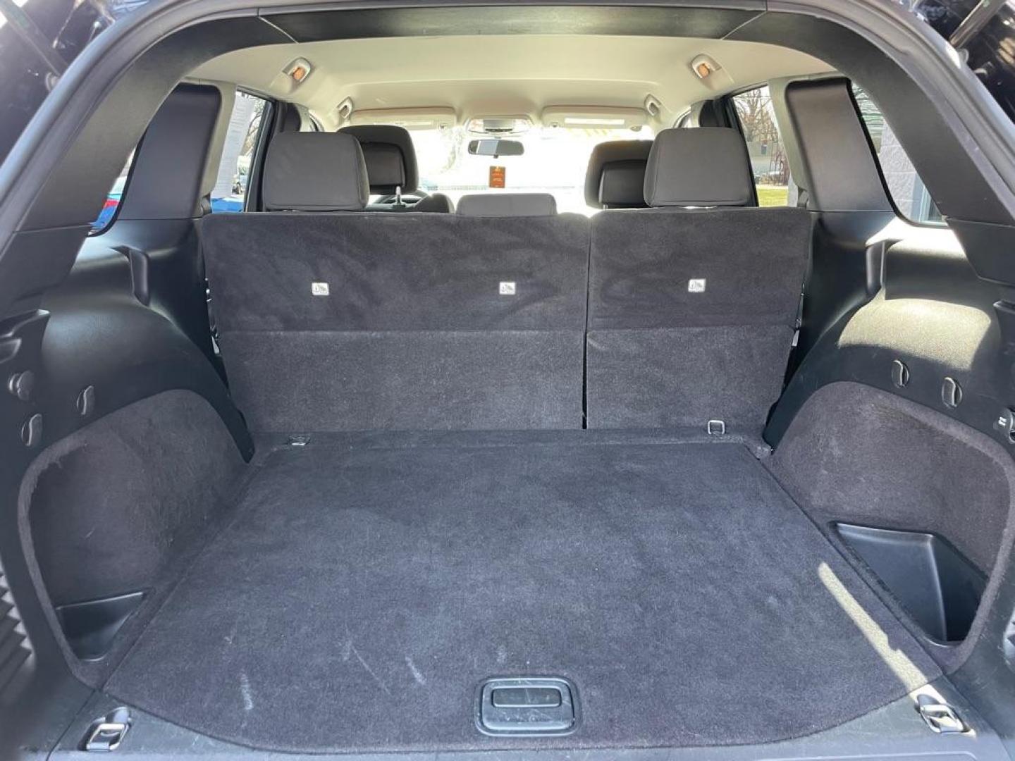 2012 BLACK JEEP GRAND CHEROKEE LAREDO (1C4RJFAG5CC) with an 3.6L engine, Automatic transmission, located at 3100 Covert Avenue, Evansville, IN, 47714, (812) 473-4492, 37.955418, -87.512238 - Photo#7