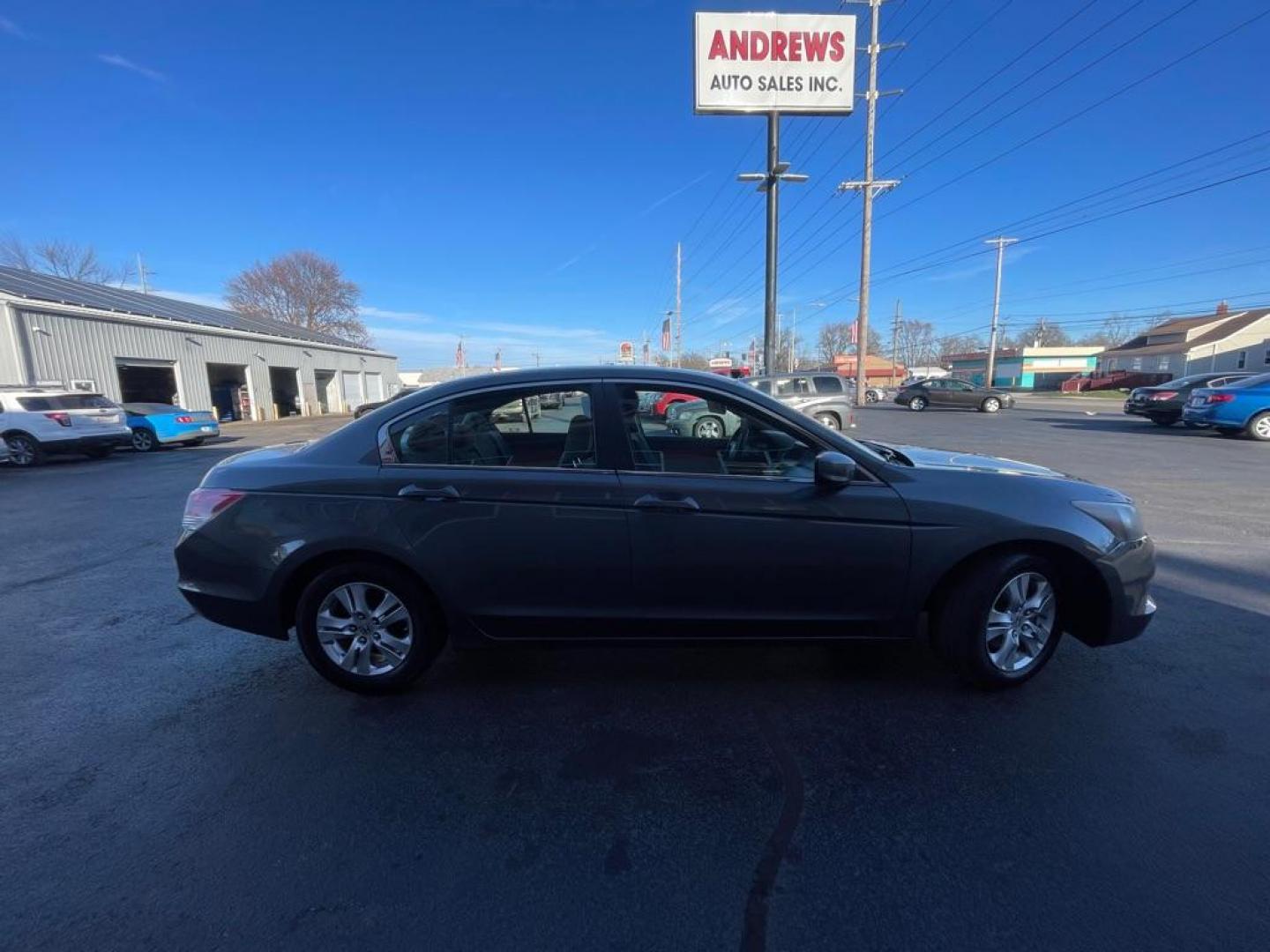 2010 GRAY HONDA ACCORD LXP (1HGCP2F42AA) with an 2.4L engine, Automatic transmission, located at 3100 Covert Avenue, Evansville, IN, 47714, (812) 473-4492, 37.955418, -87.512238 - Photo#2