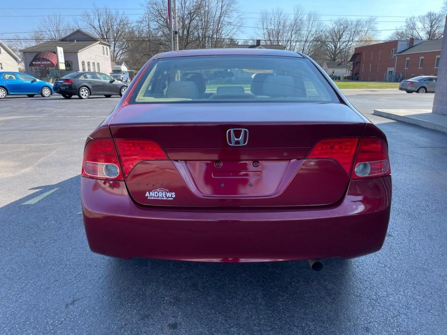 2008 RED HONDA CIVIC LX (2HGFA16528H) with an 1.8L engine, Automatic transmission, located at 3100 Covert Avenue, Evansville, IN, 47714, (812) 473-4492, 37.955418, -87.512238 - Photo#3