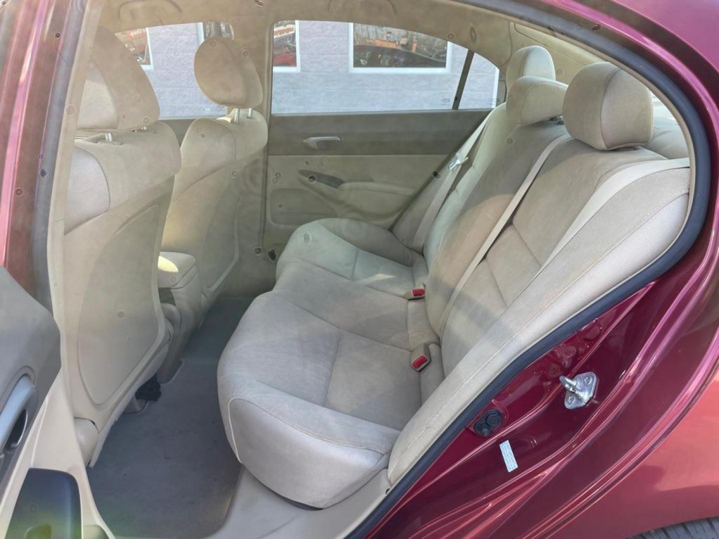 2008 RED HONDA CIVIC LX (2HGFA16528H) with an 1.8L engine, Automatic transmission, located at 3100 Covert Avenue, Evansville, IN, 47714, (812) 473-4492, 37.955418, -87.512238 - Photo#6