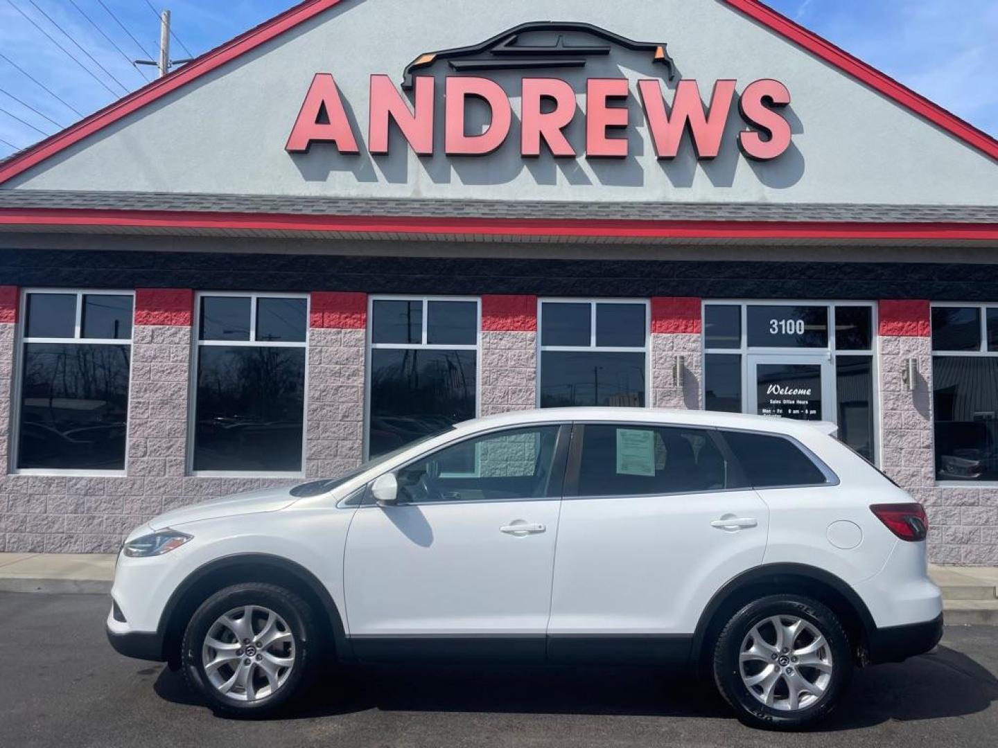 2015 WHITE MAZDA CX-9 TOURING (JM3TB3CV8F0) with an 3.7L engine, Automatic transmission, located at 3100 Covert Avenue, Evansville, IN, 47714, (812) 473-4492, 37.955418, -87.512238 - Photo#0
