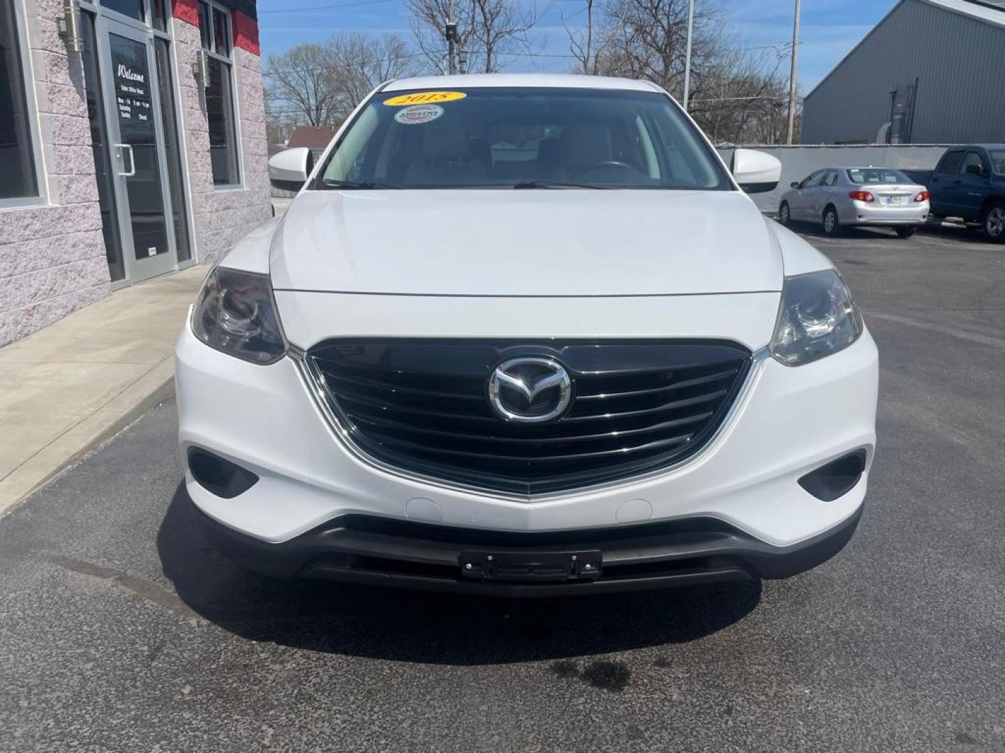 2015 WHITE MAZDA CX-9 TOURING (JM3TB3CV8F0) with an 3.7L engine, Automatic transmission, located at 3100 Covert Avenue, Evansville, IN, 47714, (812) 473-4492, 37.955418, -87.512238 - Photo#1