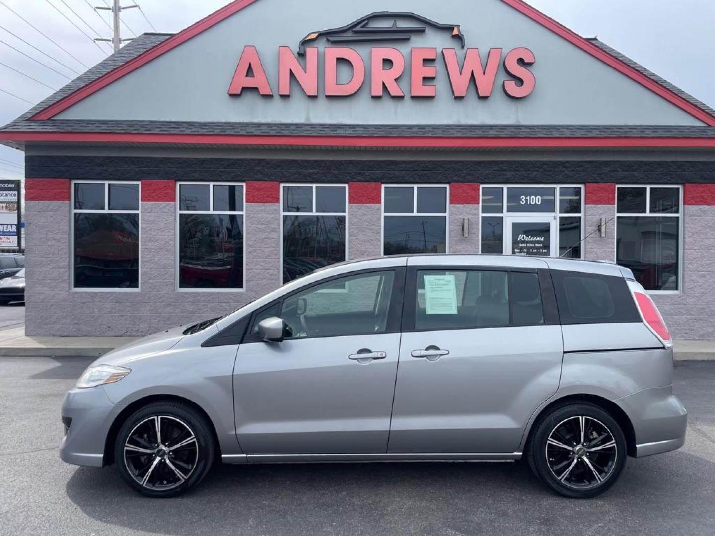 2010 GRAY MAZDA 5 (JM1CR2W33A0) with an 2.3L engine, Automatic transmission, located at 3100 Covert Avenue, Evansville, IN, 47714, (812) 473-4492, 37.955418, -87.512238 - Photo#0