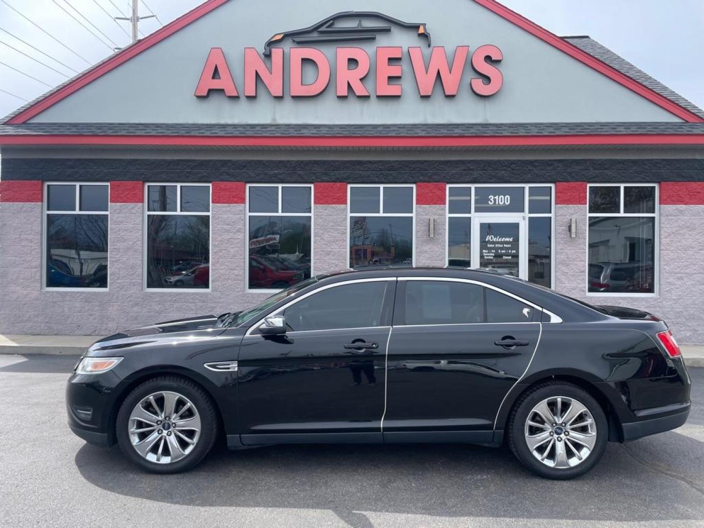 2012 BLACK FORD TAURUS LIMITED (1FAHP2FW3CG) with an 3.5L engine, Automatic transmission, located at 3100 Covert Avenue, Evansville, IN, 47714, (812) 473-4492, 37.955418, -87.512238 - Photo#0