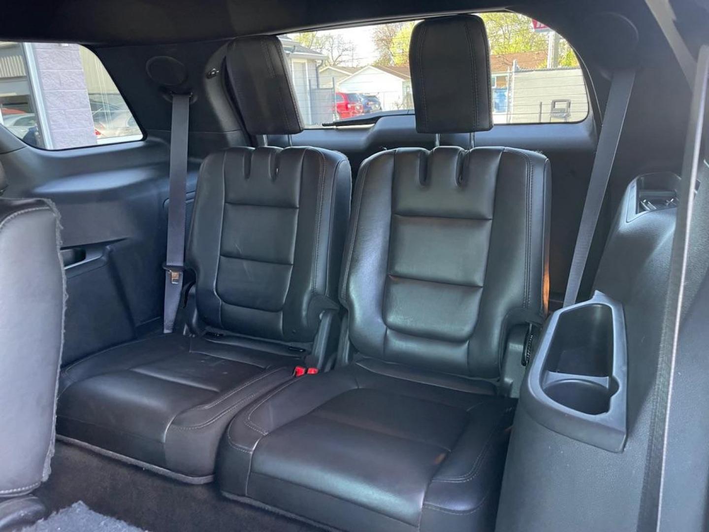 2015 BROWN FORD EXPLORER LIMITED (1FM5K7F83FG) with an 3.5L engine, Automatic transmission, located at 3100 Covert Avenue, Evansville, IN, 47714, (812) 473-4492, 37.955418, -87.512238 - Photo#7