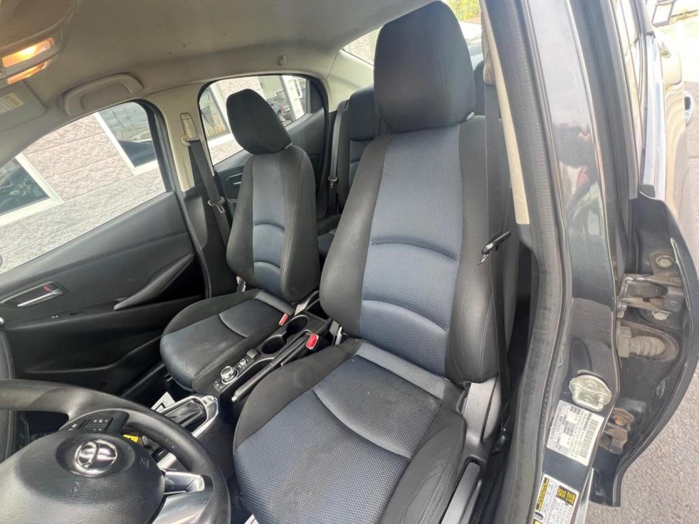 2018 GRAY TOYOTA YARIS IA (3MYDLBYV1JY) with an 1.5L engine, Automatic transmission, located at 3100 Covert Avenue, Evansville, IN, 47714, (812) 473-4492, 37.955418, -87.512238 - Photo#5