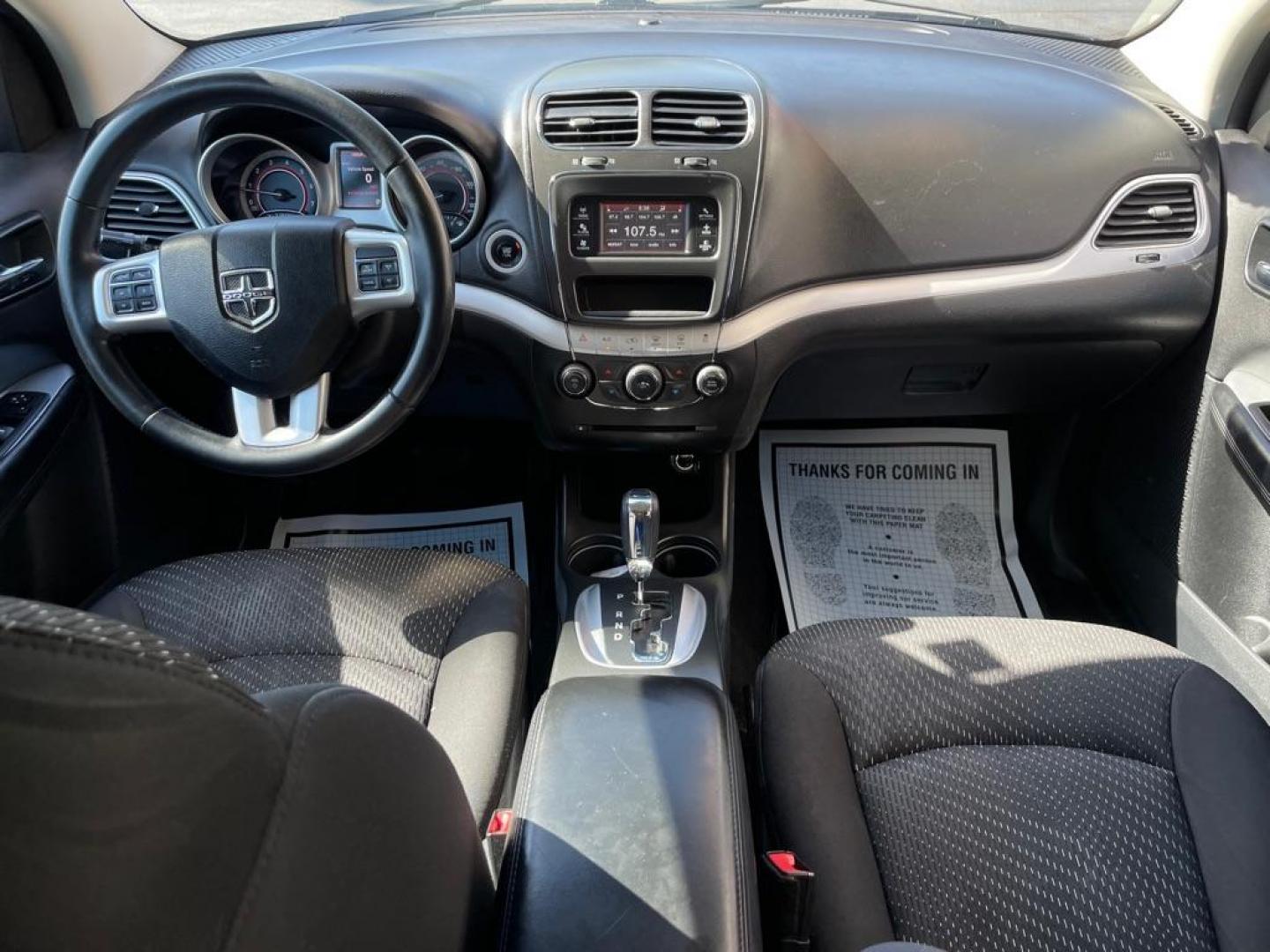 2015 BLACK DODGE JOURNEY SE (3C4PDCAB3FT) with an 2.4L engine, Automatic transmission, located at 3100 Covert Avenue, Evansville, IN, 47714, (812) 473-4492, 37.955418, -87.512238 - Photo#4