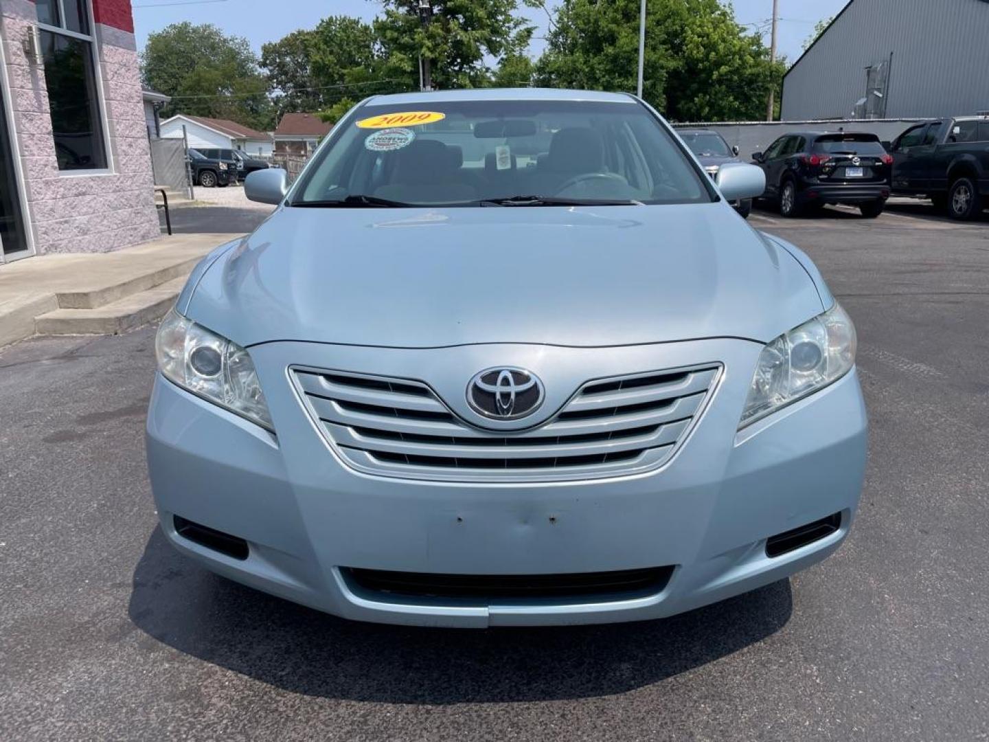 2009 BLUE TOYOTA CAMRY BASE (4T4BE46K69R) with an 2.4L engine, Automatic transmission, located at 3100 Covert Avenue, Evansville, IN, 47714, (812) 473-4492, 37.955418, -87.512238 - Photo#1