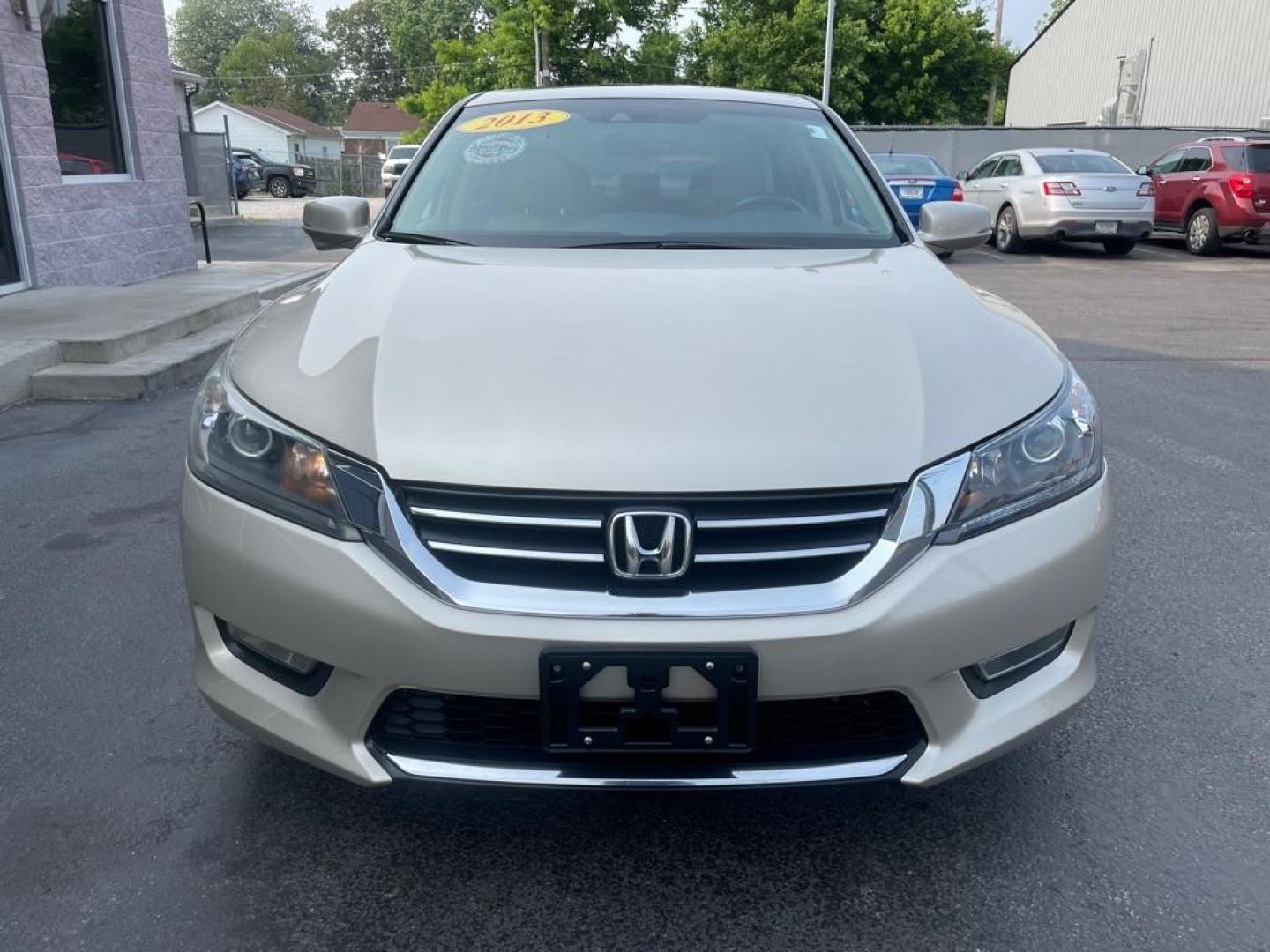2013 GOLD HONDA ACCORD EXL (1HGCR2F8XDA) with an 2.4L engine, Continuously Variable transmission, located at 3100 Covert Avenue, Evansville, IN, 47714, (812) 473-4492, 37.955418, -87.512238 - Photo#1