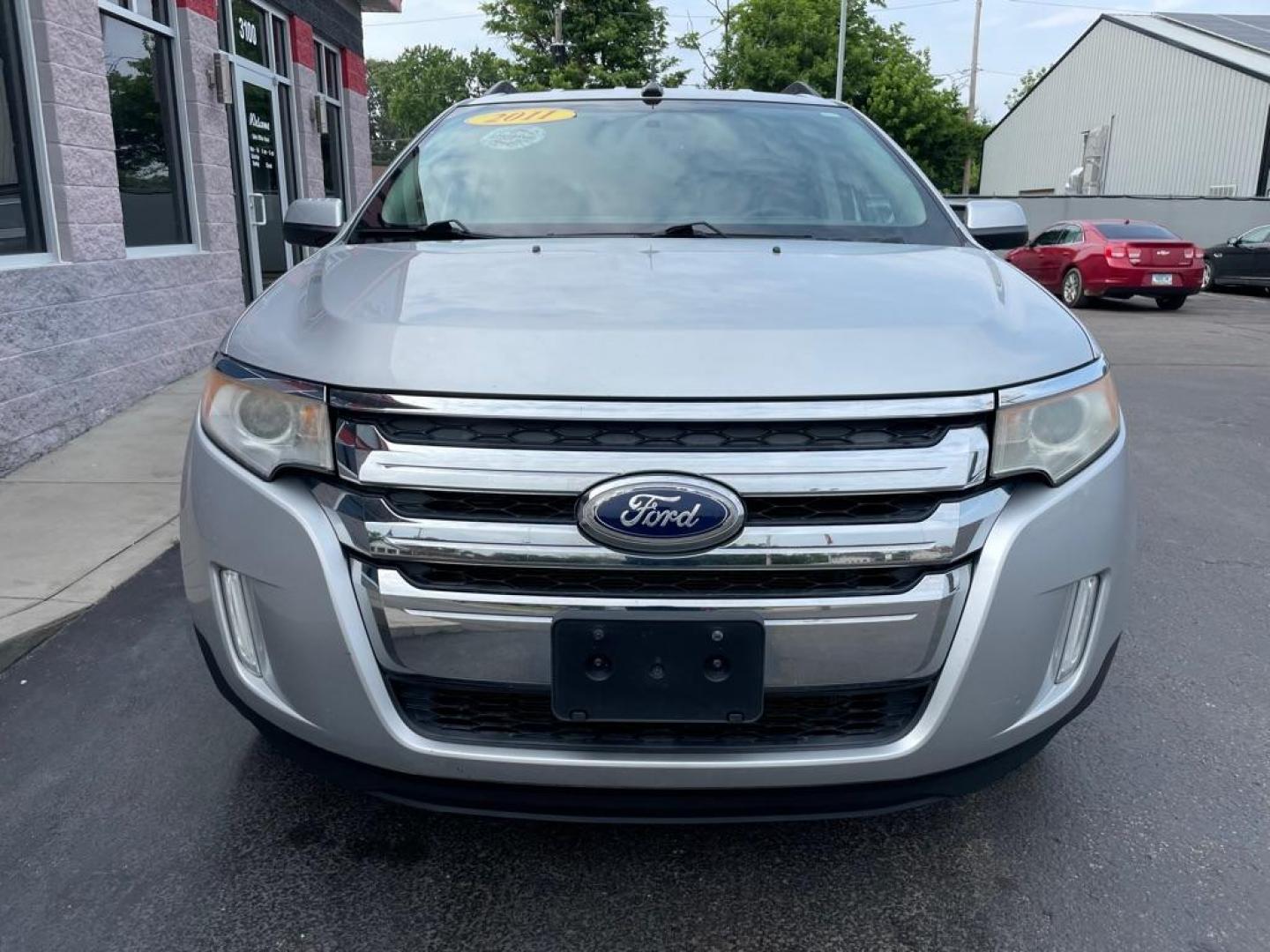 2011 SILVER FORD EDGE SEL (2FMDK4JC2BB) with an 3.5L engine, Automatic transmission, located at 3100 Covert Avenue, Evansville, IN, 47714, (812) 473-4492, 37.955418, -87.512238 - Photo#1