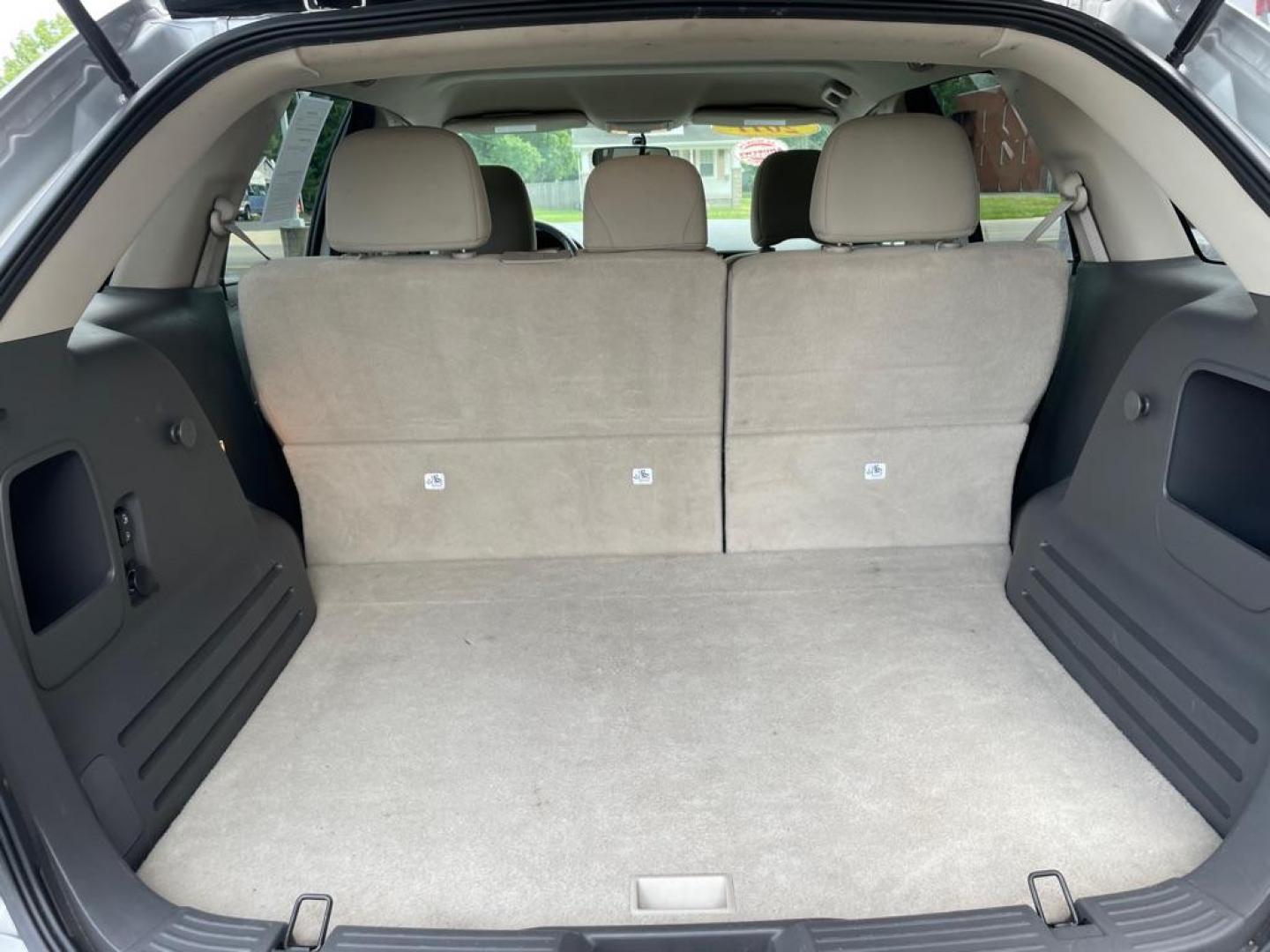 2011 SILVER FORD EDGE SEL (2FMDK4JC2BB) with an 3.5L engine, Automatic transmission, located at 3100 Covert Avenue, Evansville, IN, 47714, (812) 473-4492, 37.955418, -87.512238 - Photo#6