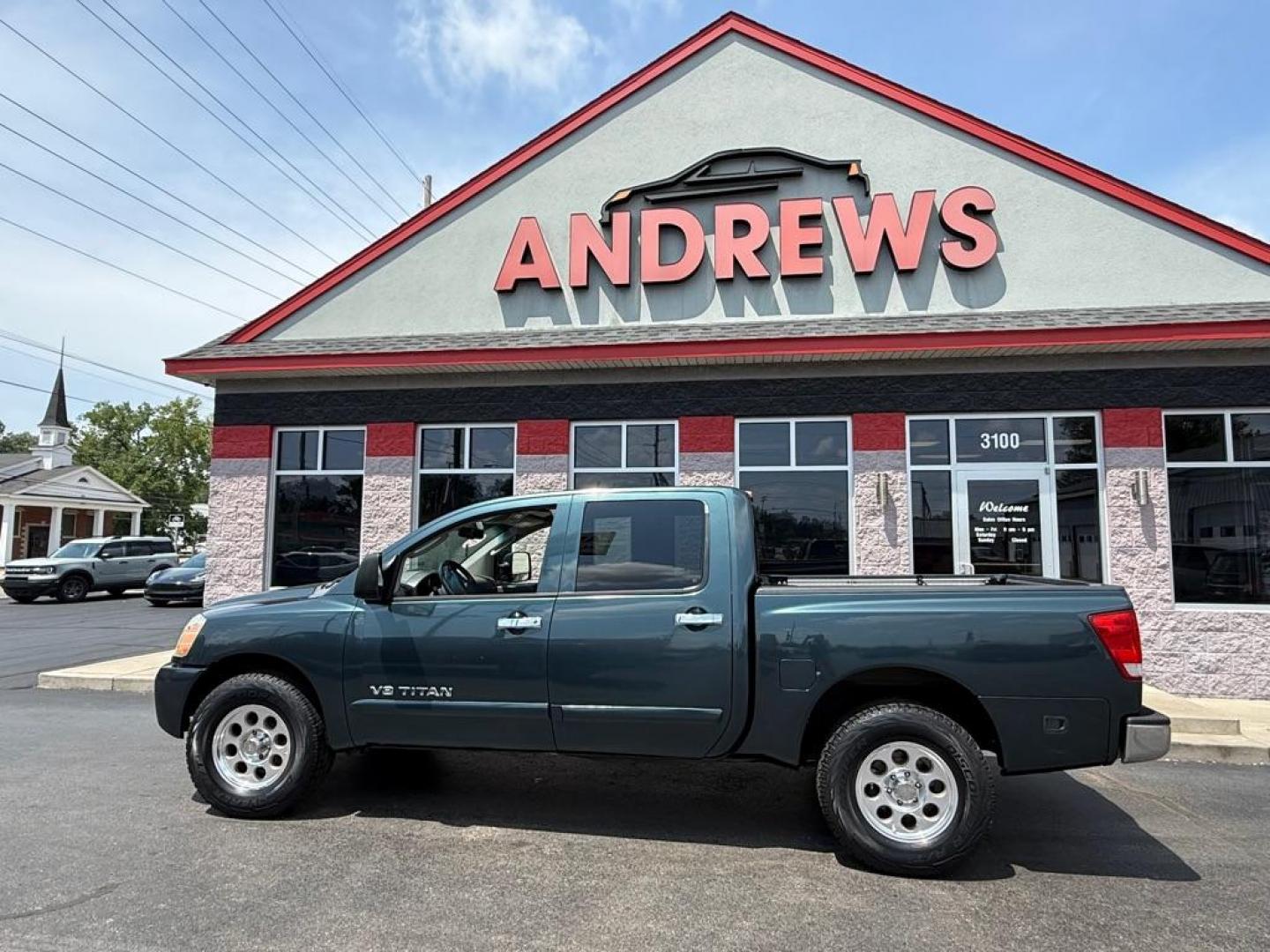 2007 GREEN NISSAN TITAN XE (1N6AA07B47N) with an 5.6L engine, Automatic transmission, located at 3100 Covert Avenue, Evansville, IN, 47714, (812) 473-4492, 37.955418, -87.512238 - Photo#0