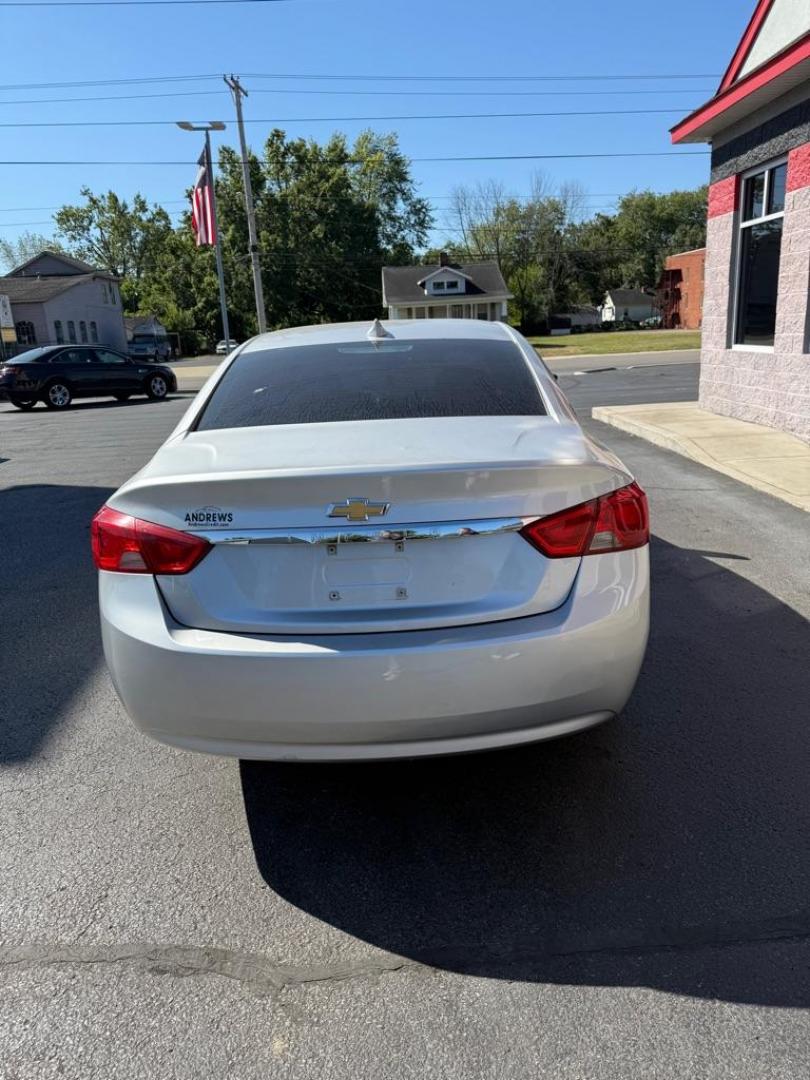 2016 SILVER CHEVROLET IMPALA LS (2G11X5SA6G9) with an 2.5L engine, Automatic transmission, located at 3100 Covert Avenue, Evansville, IN, 47714, (812) 473-4492, 37.955418, -87.512238 - Photo#3