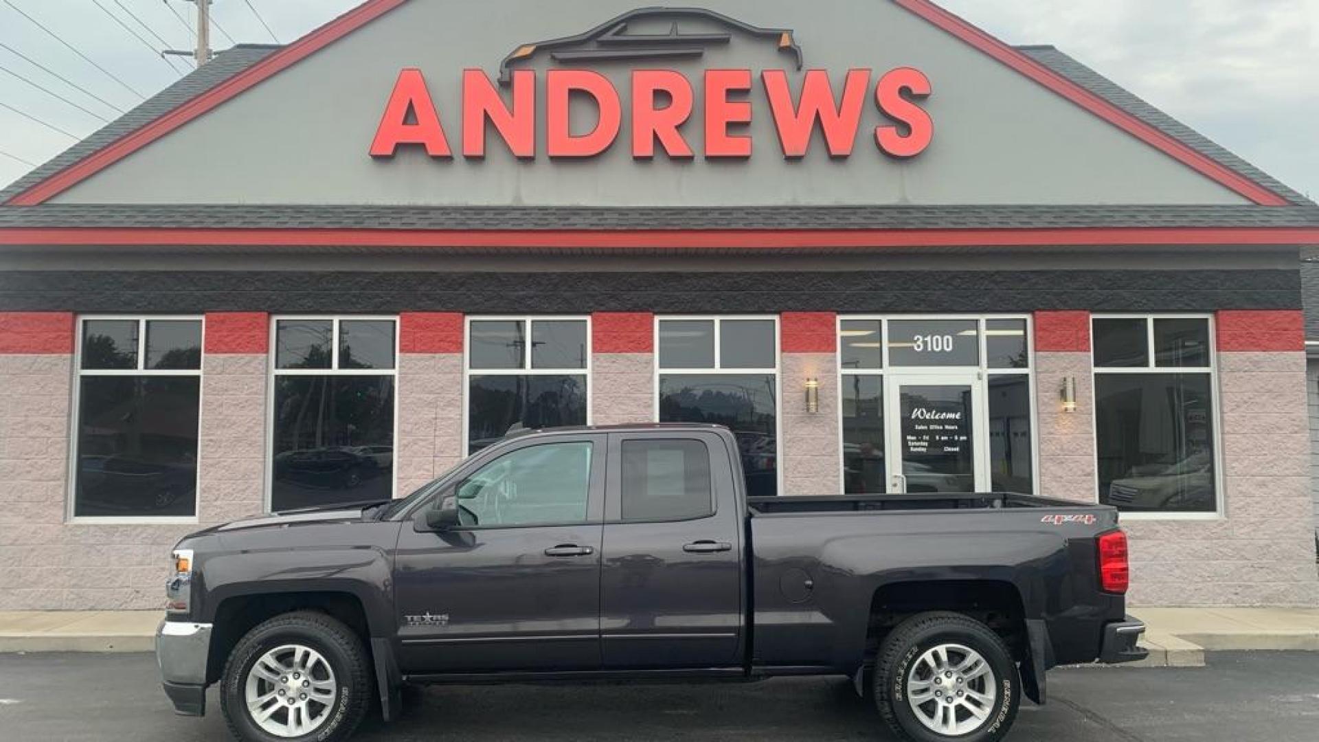 2016 GRAY CHEVROLET SILVERADO 1500 LT (1GCVKREC0GZ) with an 5.3L engine, Automatic transmission, located at 3100 Covert Avenue, Evansville, IN, 47714, (812) 473-4492, 37.955418, -87.512238 - Photo#0