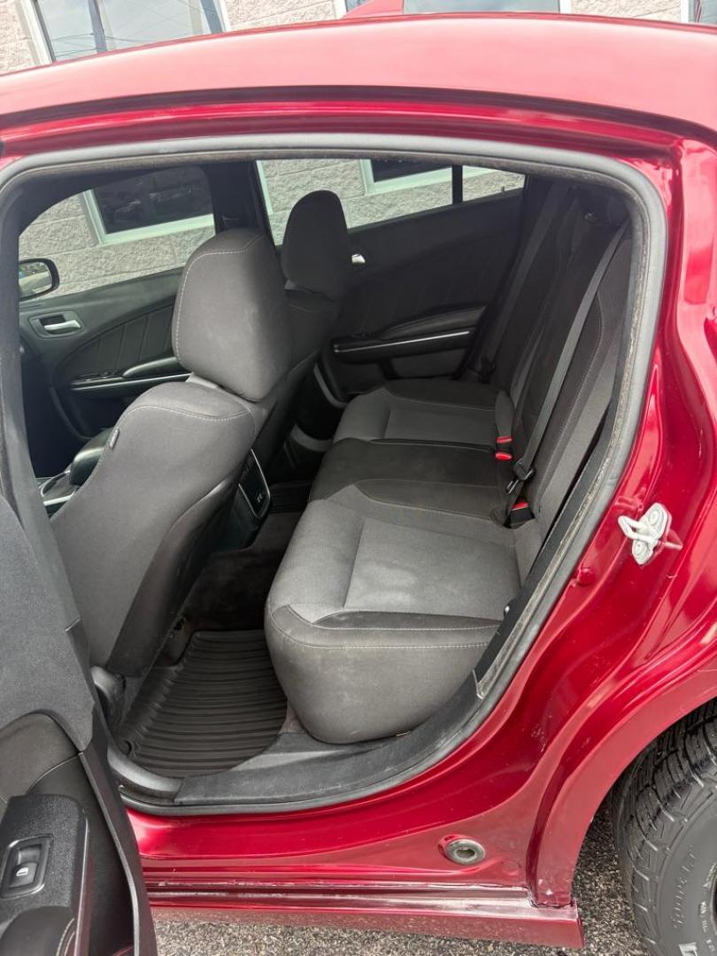 2018 RED DODGE CHARGER SXT PLUS (2C3CDXHG2JH) with an 3.6L engine, Automatic transmission, located at 3100 Covert Avenue, Evansville, IN, 47714, (812) 473-4492, 37.955418, -87.512238 - Photo#7
