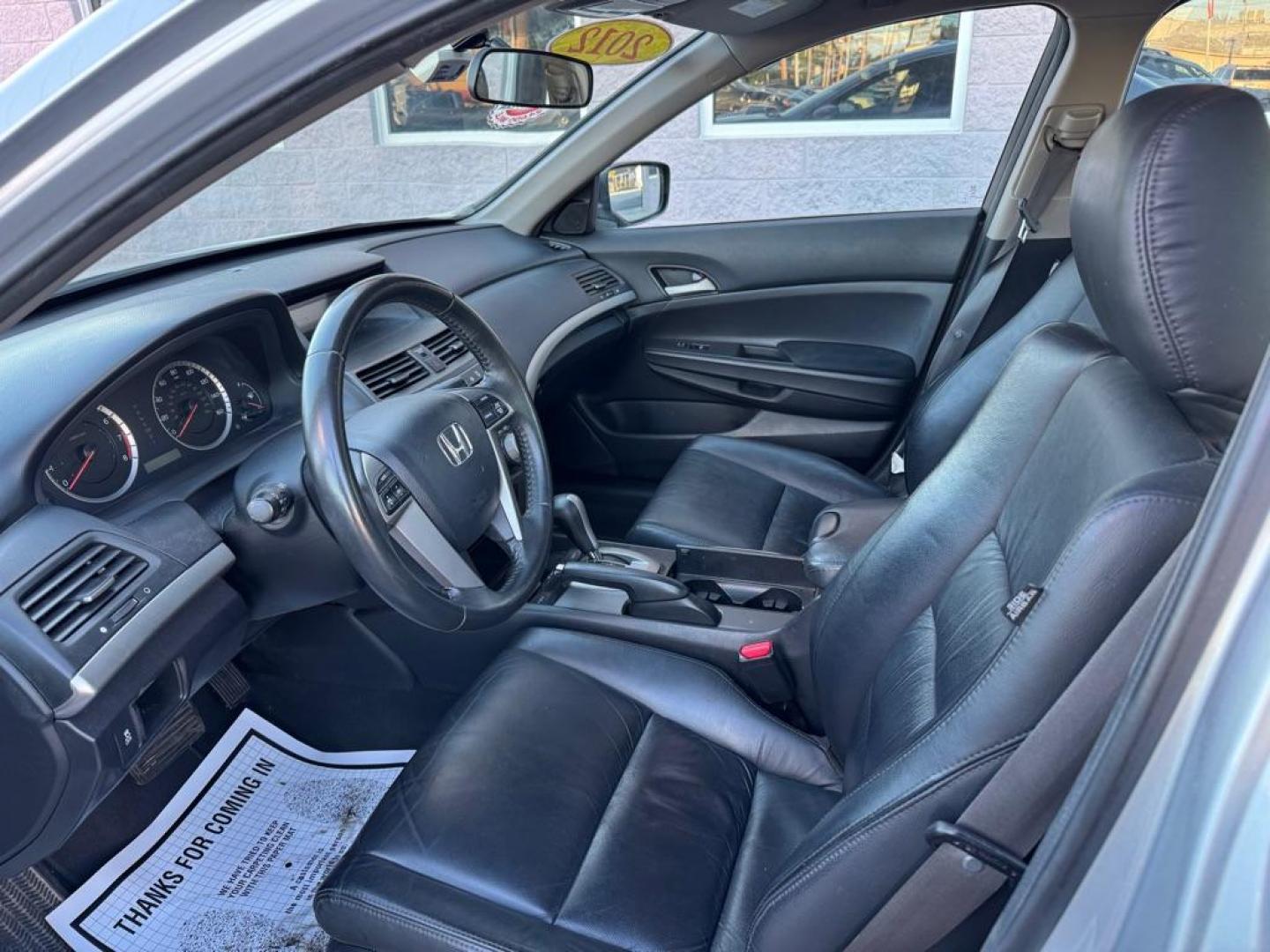 2012 SILVER HONDA ACCORD SE (1HGCP2F61CA) with an 2.4L engine, Automatic transmission, located at 3100 Covert Avenue, Evansville, IN, 47714, (812) 473-4492, 37.955418, -87.512238 - Photo#4