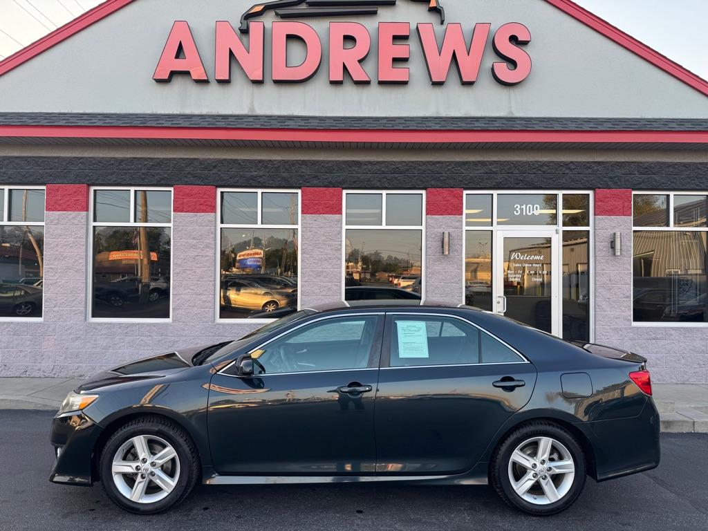 photo of 2014 TOYOTA CAMRY L