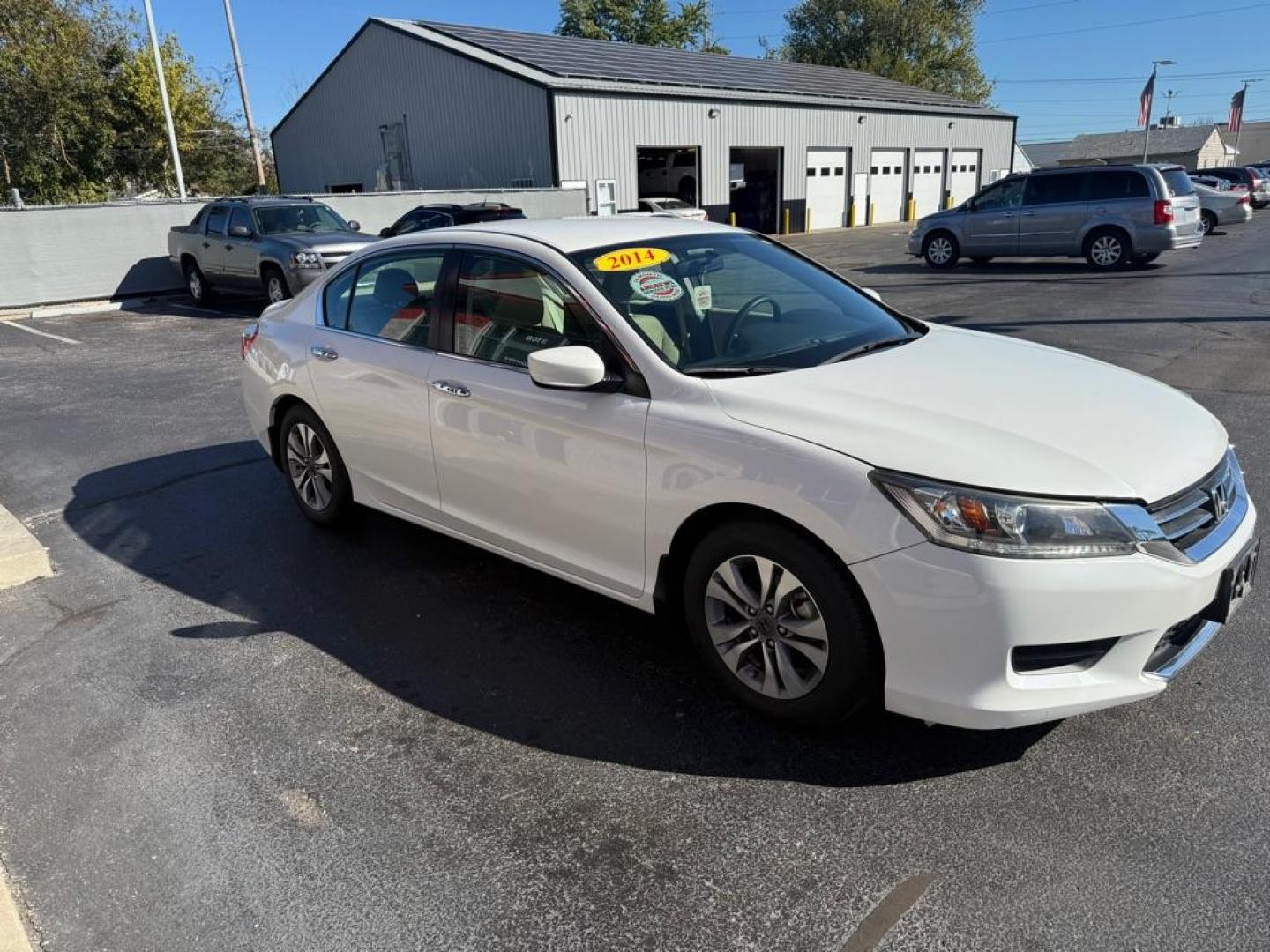 2014 WHITE HONDA ACCORD LX (1HGCR2F3XEA) with an 2.4L engine, Continuously Variable transmission, located at 3100 Covert Avenue, Evansville, IN, 47714, (812) 473-4492, 37.955418, -87.512238 - Photo#2