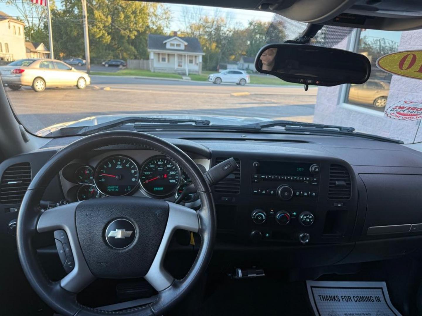 2010 SILVER CHEVROLET SILVERADO 1500 LT (3GCRCSE09AG) with an 5.3L engine, Automatic transmission, located at 3100 Covert Avenue, Evansville, IN, 47714, (812) 473-4492, 37.955418, -87.512238 - Photo#5