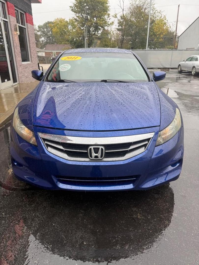 2011 BLUE HONDA ACCORD EXL (1HGCS2B84BA) with an 3.5L engine, Automatic transmission, located at 3100 Covert Avenue, Evansville, IN, 47714, (812) 473-4492, 37.955418, -87.512238 - Photo#1