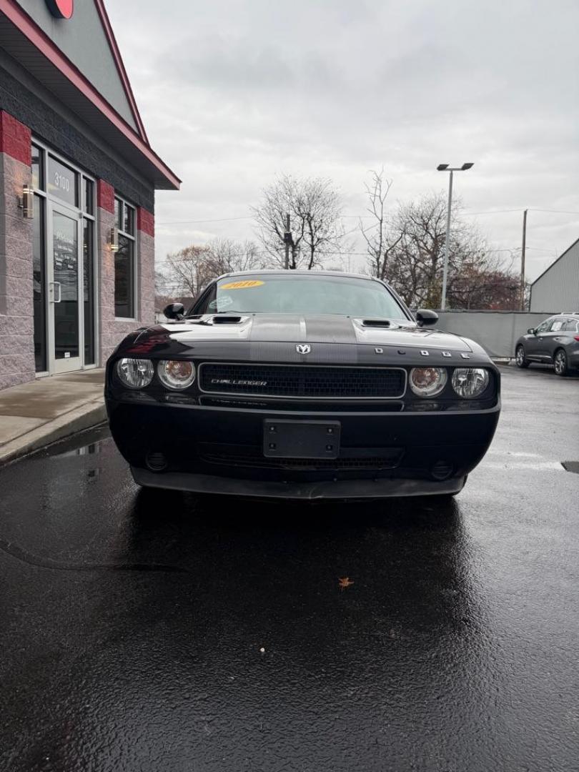 2010 BLACK DODGE CHALLENGER SE (2B3CJ4DV7AH) with an 3.5L engine, Automatic transmission, located at 3100 Covert Avenue, Evansville, IN, 47714, (812) 473-4492, 37.955418, -87.512238 - Photo#1
