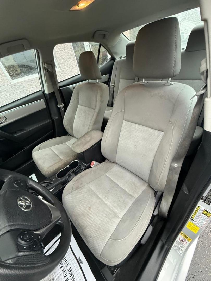 2016 SILVER TOYOTA COROLLA L (2T1BURHE7GC) with an 1.8L engine, Continuously Variable transmission, located at 3100 Covert Avenue, Evansville, IN, 47714, (812) 473-4492, 37.955418, -87.512238 - Photo#5