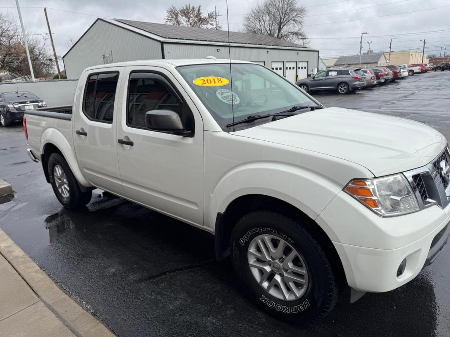 2018 WHITE NISSAN FRONTIER S (1N6DD0ER1JN) with an 4.0L engine, Automatic transmission, located at 3100 Covert Avenue, Evansville, IN, 47714, (812) 473-4492, 37.955418, -87.512238 - Photo#2