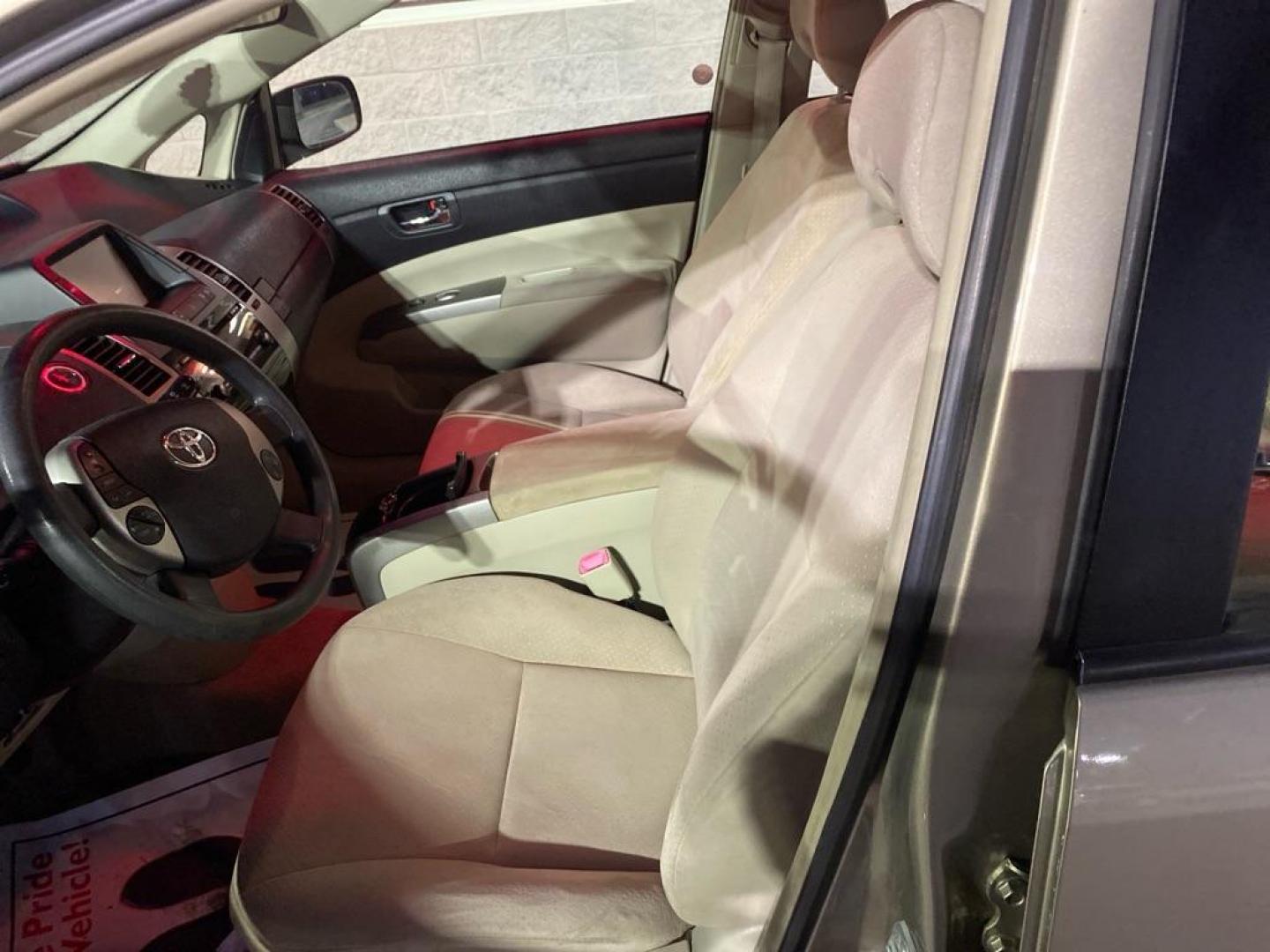 2008 TAN TOYOTA PRIUS (JTDKB20U383) with an 1.5L engine, Continuously Variable transmission, located at 3100 Covert Avenue, Evansville, IN, 47714, (812) 473-4492, 37.955418, -87.512238 - Photo#5