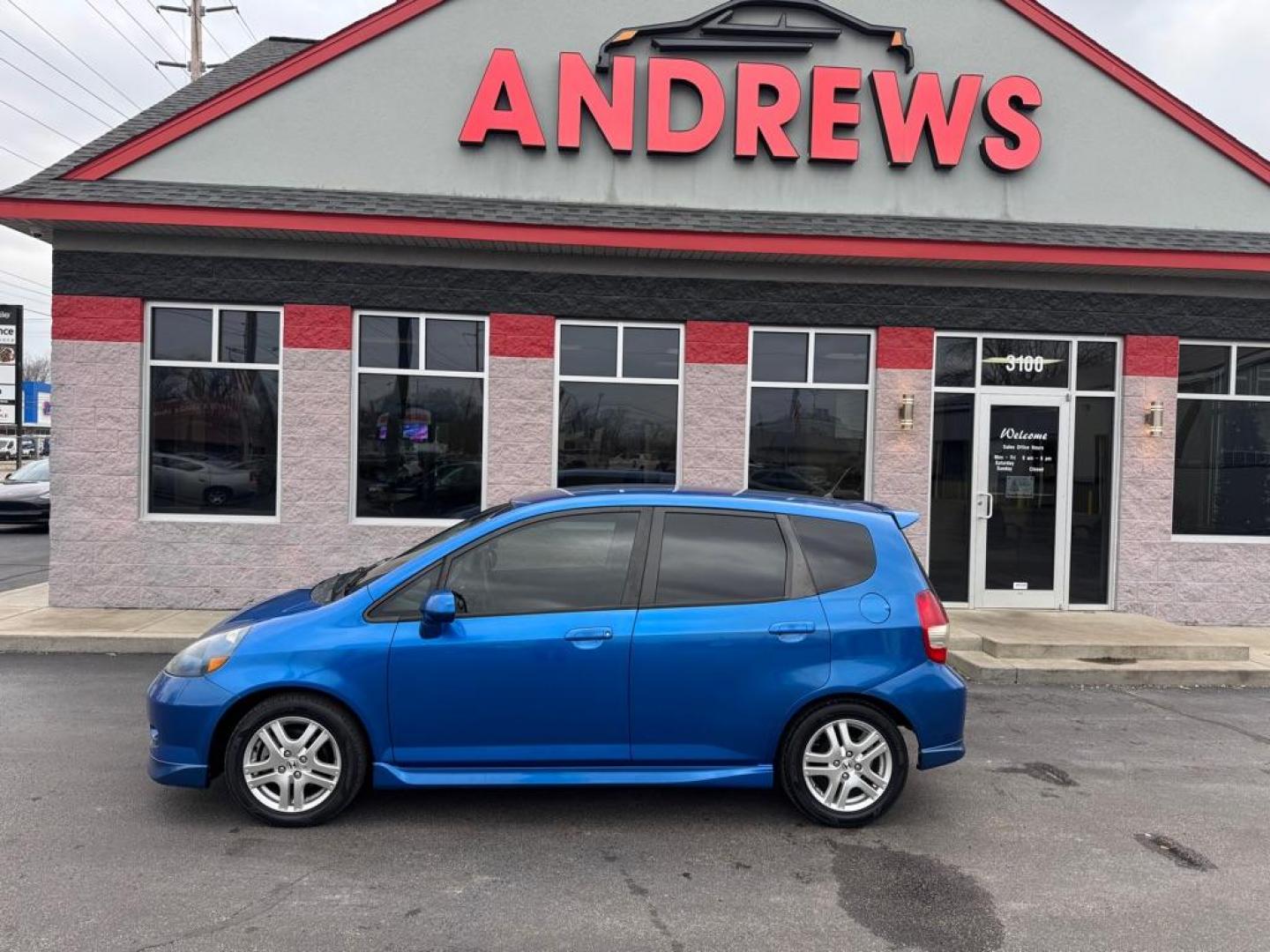 2008 BLUE HONDA FIT SPORT (JHMGD38638S) with an 1.5L engine, Automatic transmission, located at 3100 Covert Avenue, Evansville, IN, 47714, (812) 473-4492, 37.955418, -87.512238 - Photo#0