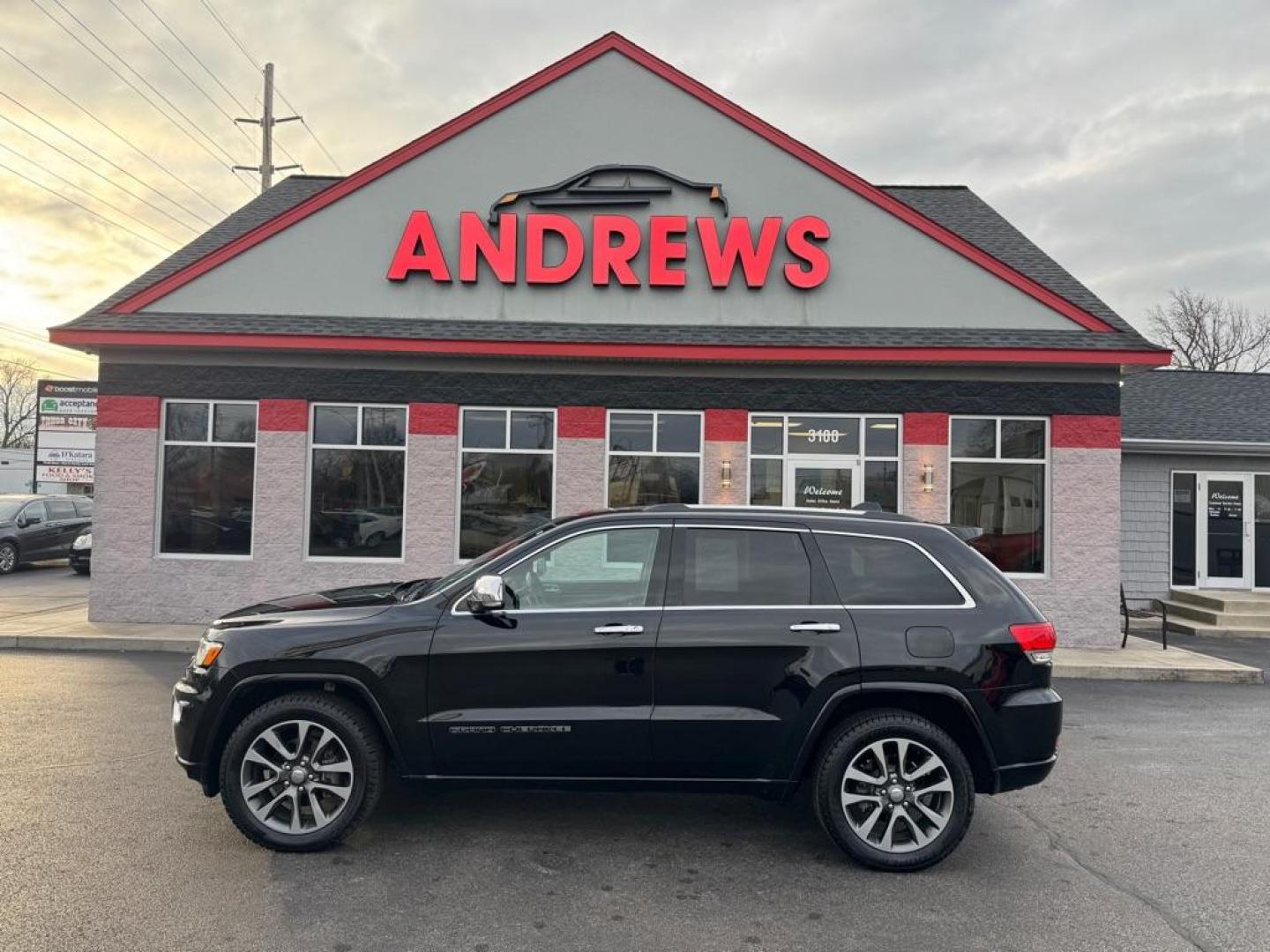 2017 BLACK JEEP GRAND CHEROKEE OVERLAND (1C4RJECGXHC) with an 3.6L engine, Automatic transmission, located at 3100 Covert Avenue, Evansville, IN, 47714, (812) 473-4492, 37.955418, -87.512238 - Photo#0