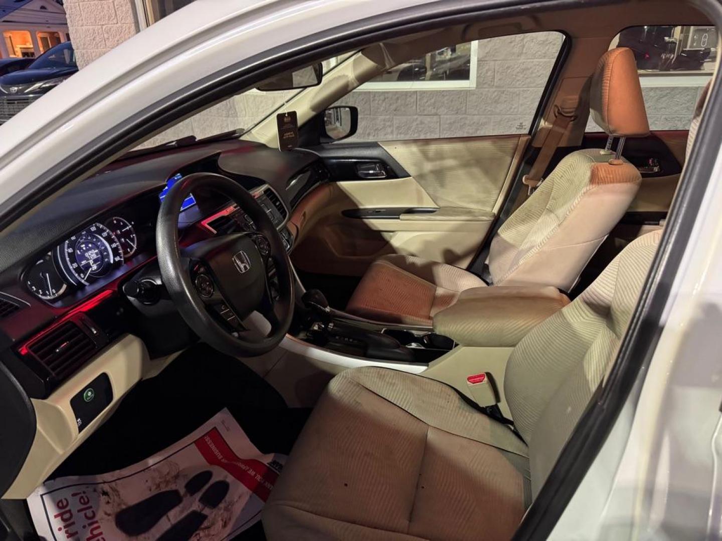 2016 WHITE HONDA ACCORD LX (1HGCR2F34GA) with an 2.4L engine, Continuously Variable transmission, located at 3100 Covert Avenue, Evansville, IN, 47714, (812) 473-4492, 37.955418, -87.512238 - Photo#4