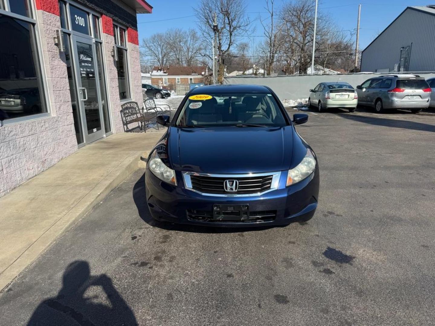 2009 BLUE HONDA ACCORD LX (1HGCP26349A) with an 2.4L engine, Automatic transmission, located at 3100 Covert Avenue, Evansville, IN, 47714, (812) 473-4492, 37.955418, -87.512238 - Photo#1