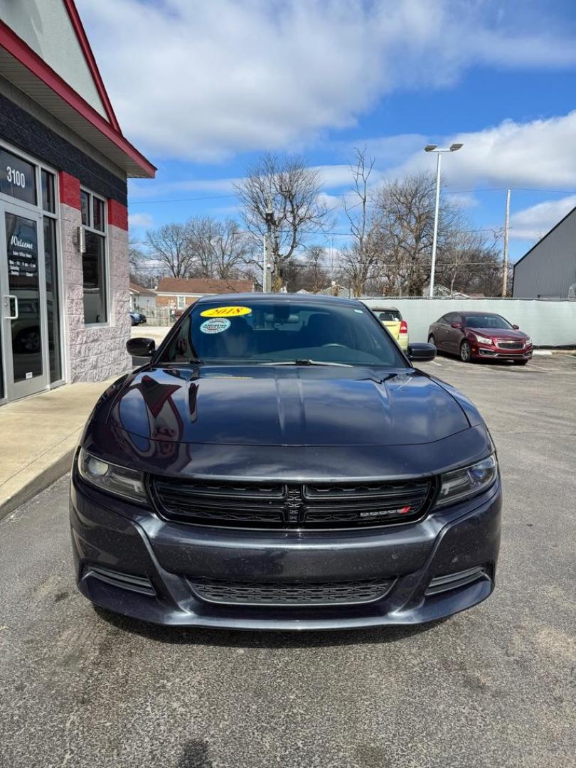 2018 GRAY DODGE CHARGER SXT (2C3CDXBG7JH) with an 3.6L engine, Automatic transmission, located at 3100 Covert Avenue, Evansville, IN, 47714, (812) 473-4492, 37.955418, -87.512238 - Photo#1