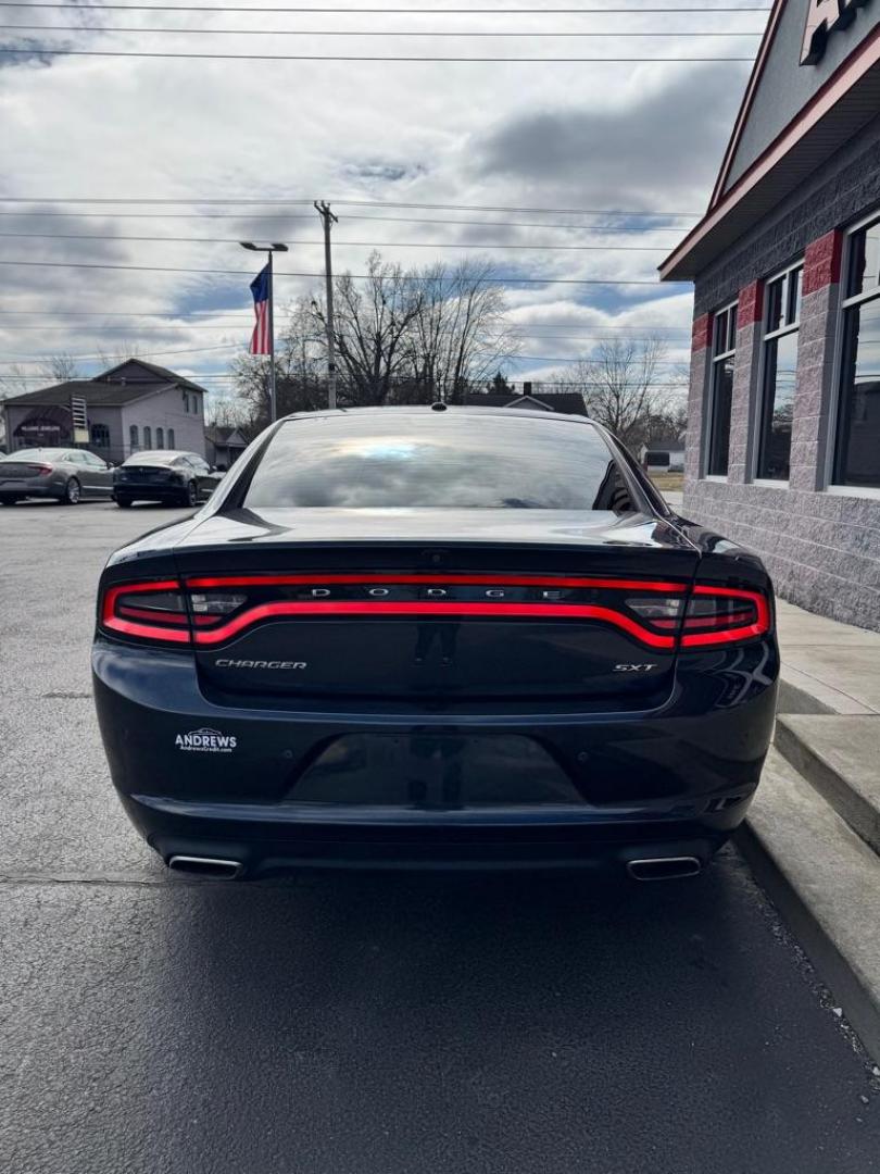2018 GRAY DODGE CHARGER SXT (2C3CDXBG7JH) with an 3.6L engine, Automatic transmission, located at 3100 Covert Avenue, Evansville, IN, 47714, (812) 473-4492, 37.955418, -87.512238 - Photo#7