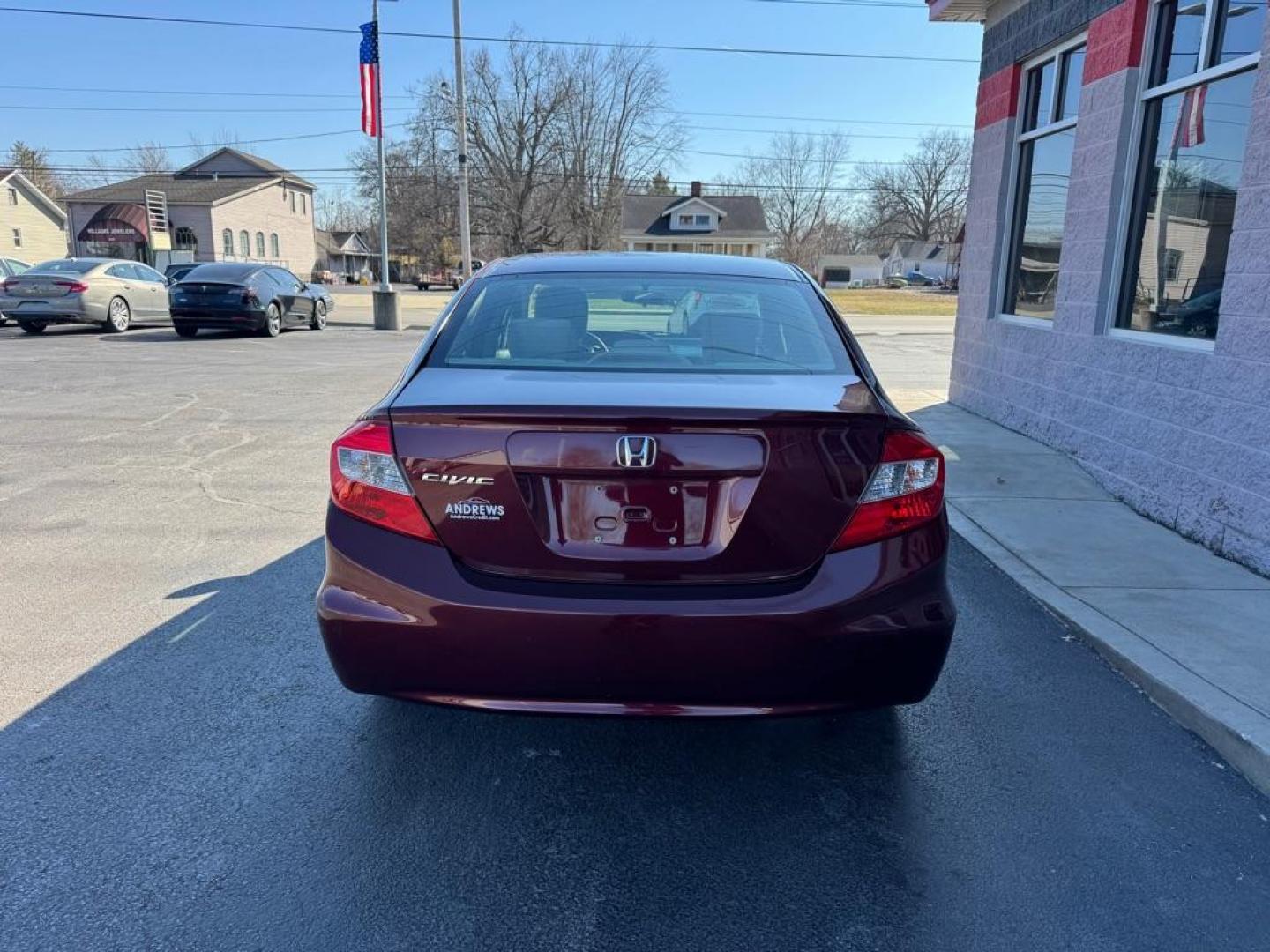 2012 RED HONDA CIVIC EX (19XFB2F84CE) with an 1.8L engine, Automatic transmission, located at 3100 Covert Avenue, Evansville, IN, 47714, (812) 473-4492, 37.955418, -87.512238 - Photo#3