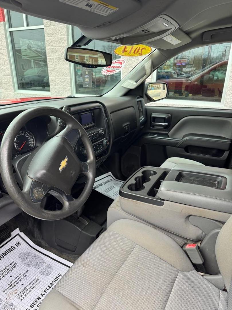 2014 RED CHEVROLET SILVERADO 1500 (3GCUKPEH3EG) with an 4.3L engine, Automatic transmission, located at 3100 Covert Avenue, Evansville, IN, 47714, (812) 473-4492, 37.955418, -87.512238 - Photo#5