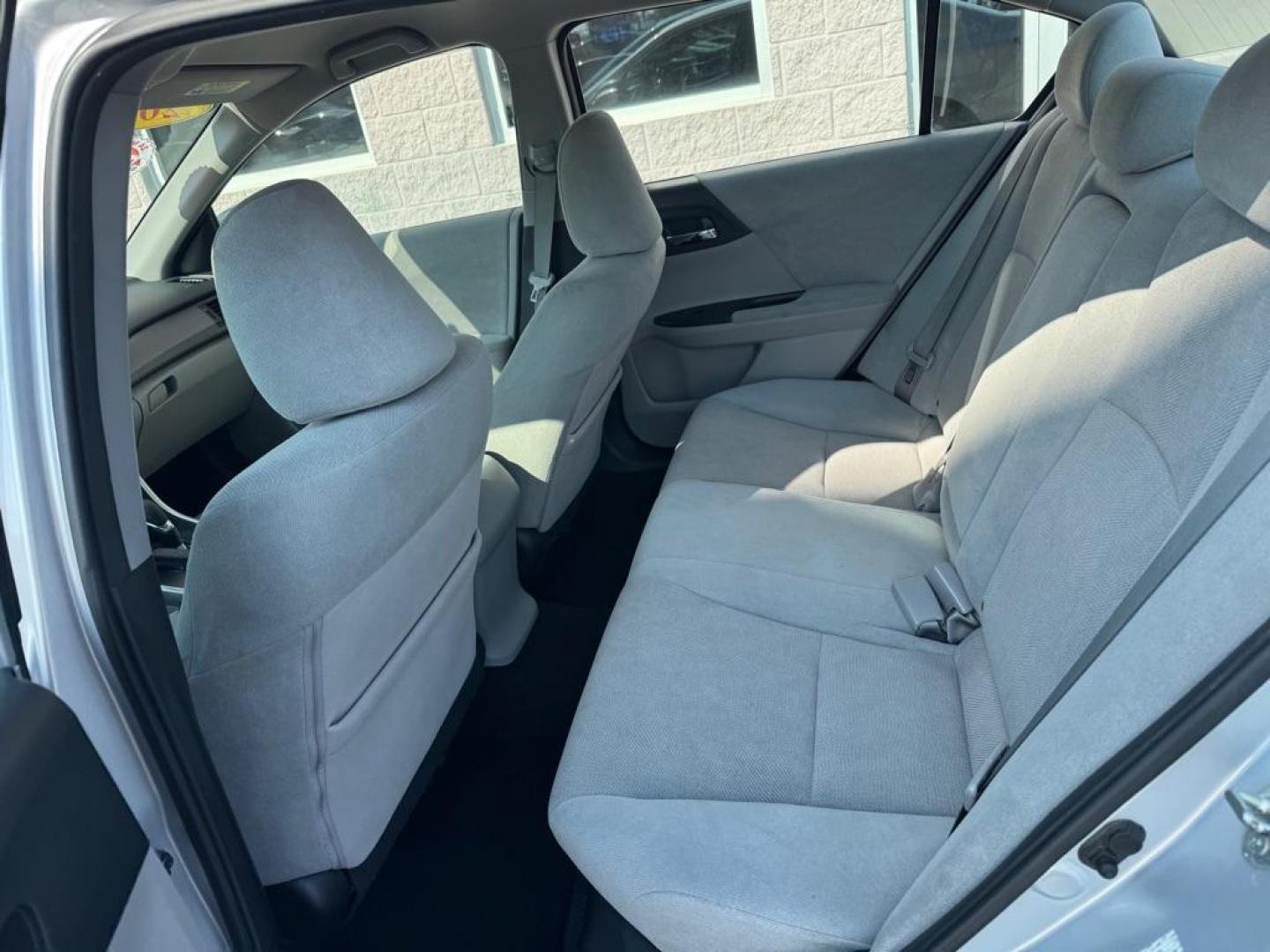 2013 SILVER HONDA ACCORD LX (1HGCR2F38DA) with an 2.4L engine, Continuously Variable transmission, located at 3100 Covert Avenue, Evansville, IN, 47714, (812) 473-4492, 37.955418, -87.512238 - Photo#5