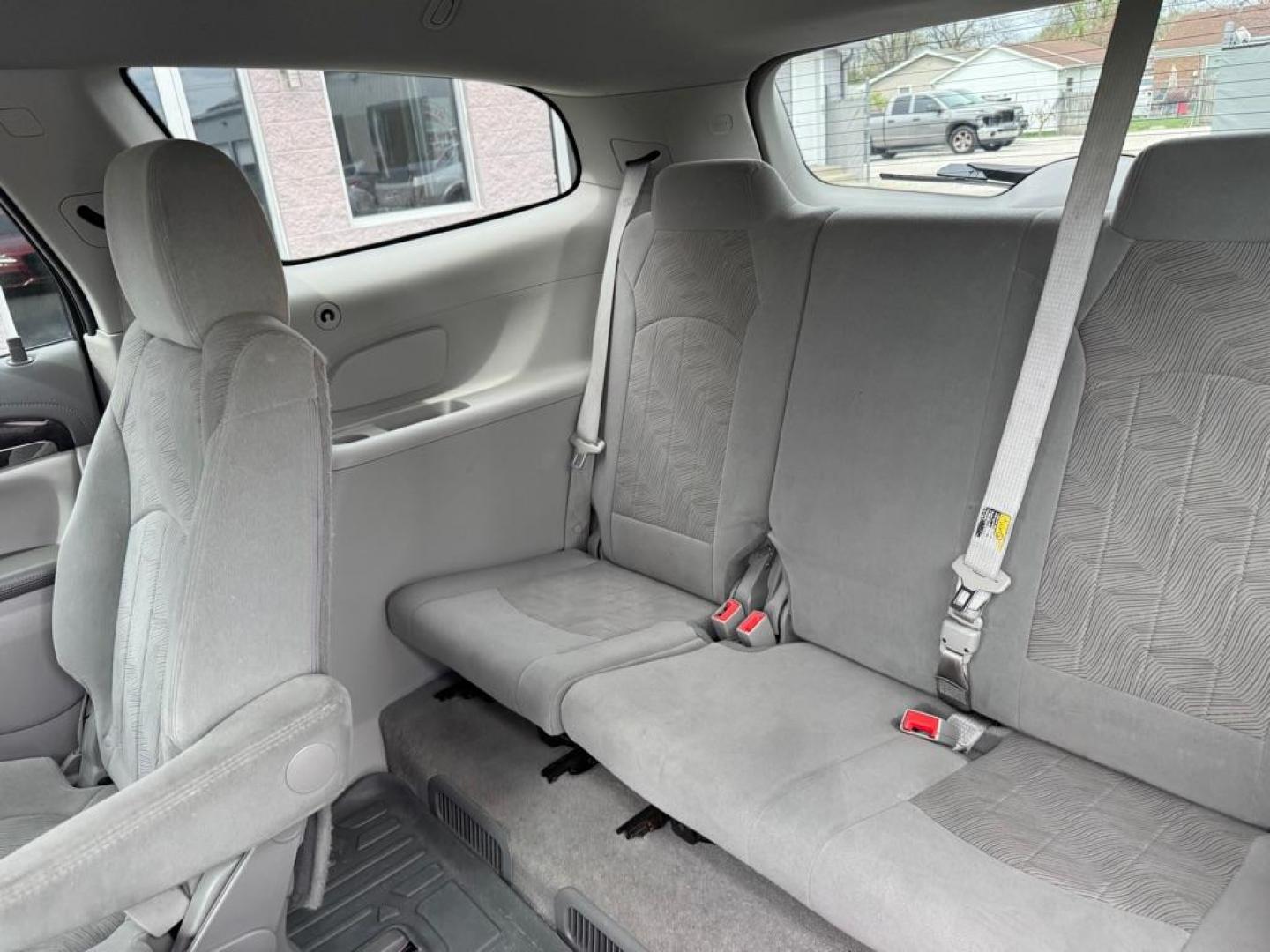 2016 GRAY BUICK ENCLAVE (5GAKRAKD7GJ) with an 3.6L engine, Automatic transmission, located at 3100 Covert Avenue, Evansville, IN, 47714, (812) 473-4492, 37.955418, -87.512238 - Photo#6