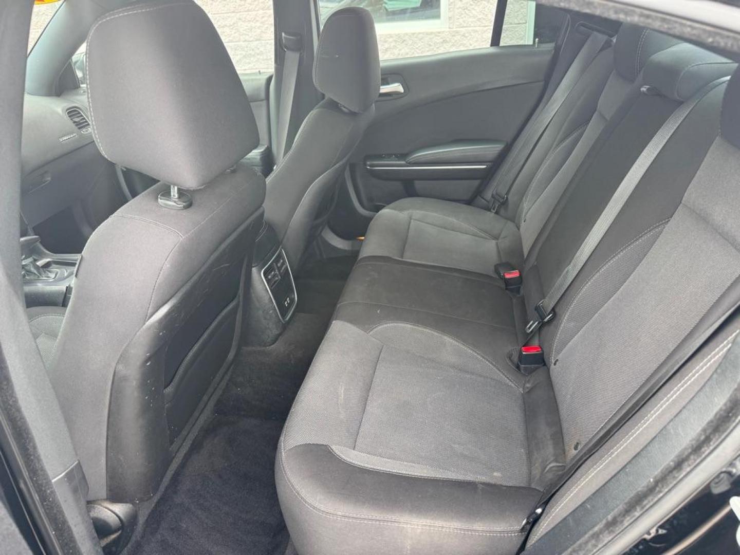 2015 BLACK DODGE CHARGER SE (2C3CDXBGXFH) with an 3.6L engine, Automatic transmission, located at 3100 Covert Avenue, Evansville, IN, 47714, (812) 473-4492, 37.955418, -87.512238 - Photo#5