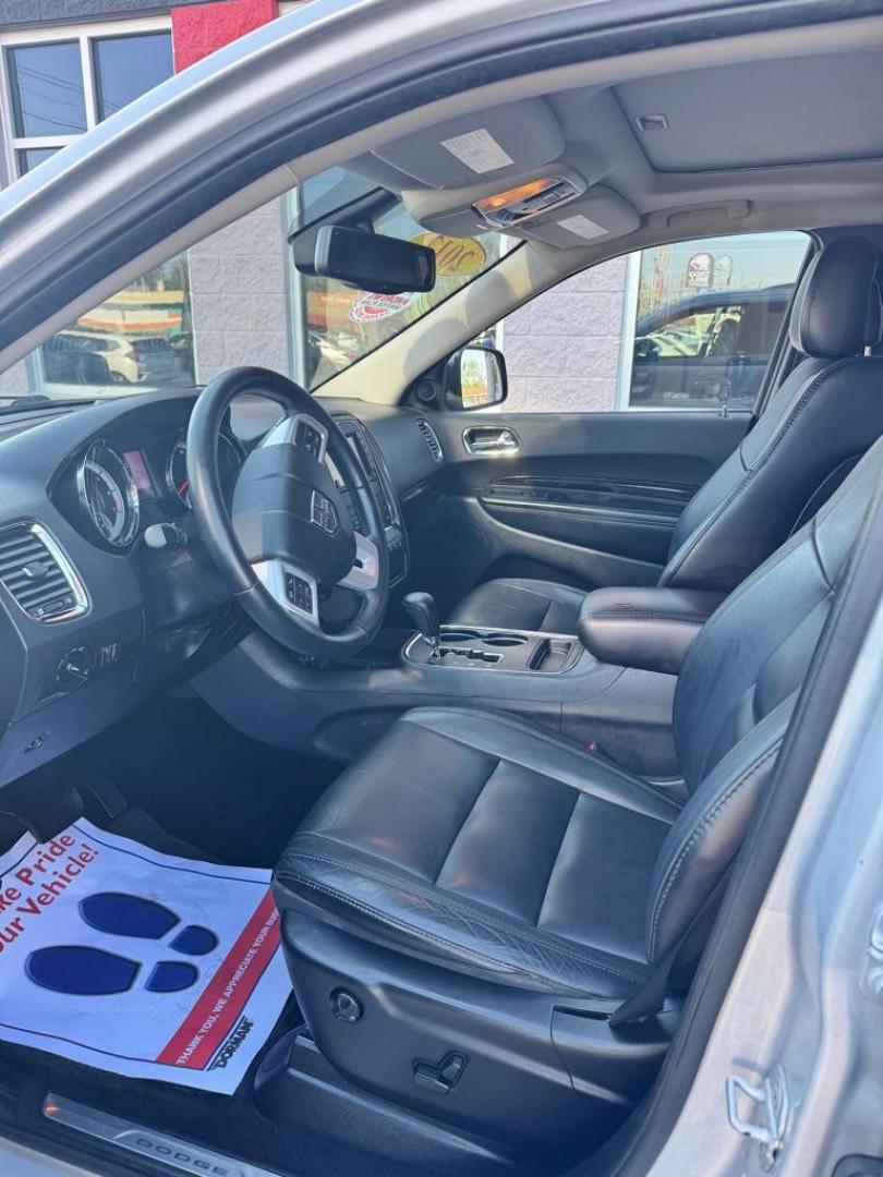 2012 GRAY DODGE DURANGO CREW (1C4RDJDG5CC) with an 3.6L engine, Automatic transmission, located at 3100 Covert Avenue, Evansville, IN, 47714, (812) 473-4492, 37.955418, -87.512238 - Photo#4