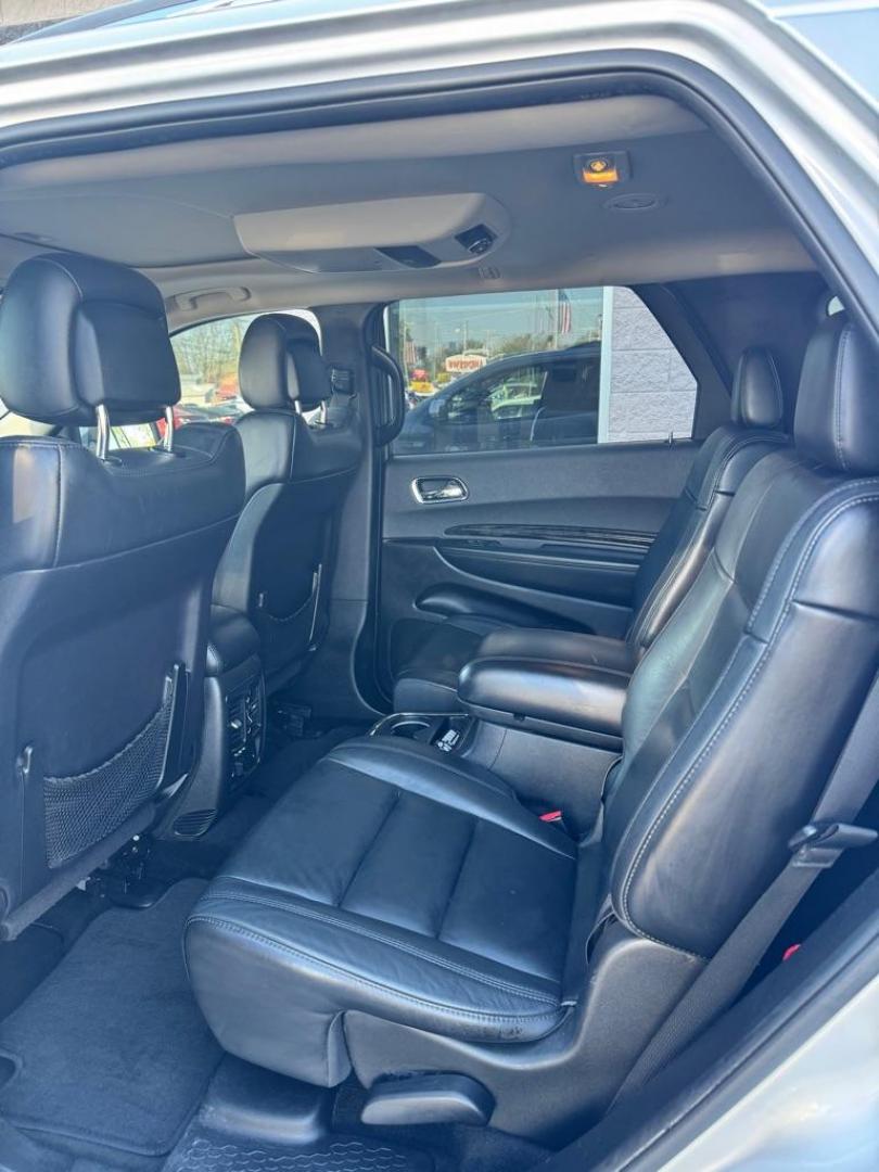 2012 GRAY DODGE DURANGO CREW (1C4RDJDG5CC) with an 3.6L engine, Automatic transmission, located at 3100 Covert Avenue, Evansville, IN, 47714, (812) 473-4492, 37.955418, -87.512238 - Photo#5